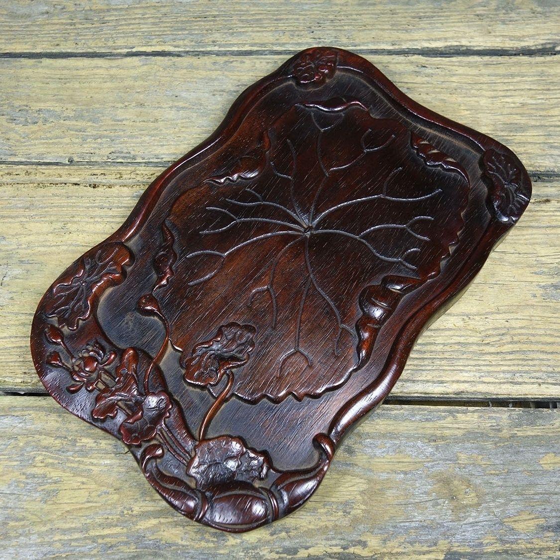 Vintage Chinesisch Holzschnitzerei Lotusblumen Quadratische Platte (20. Jahrhundert) im Angebot