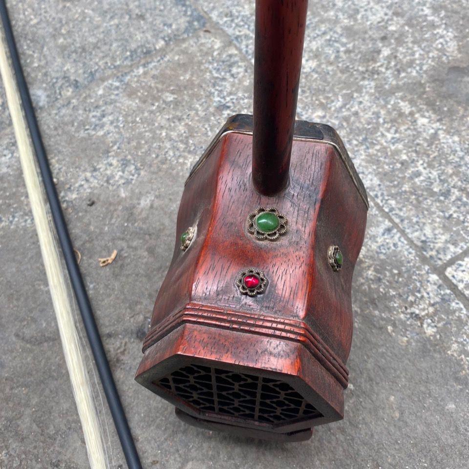 Vintage Chinese Wood Er Hu Musical Instrument For Sale 2