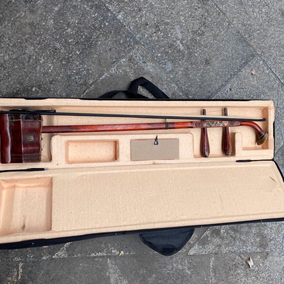 Vintage Chinese Wood Er Hu Musical Instrument For Sale 5