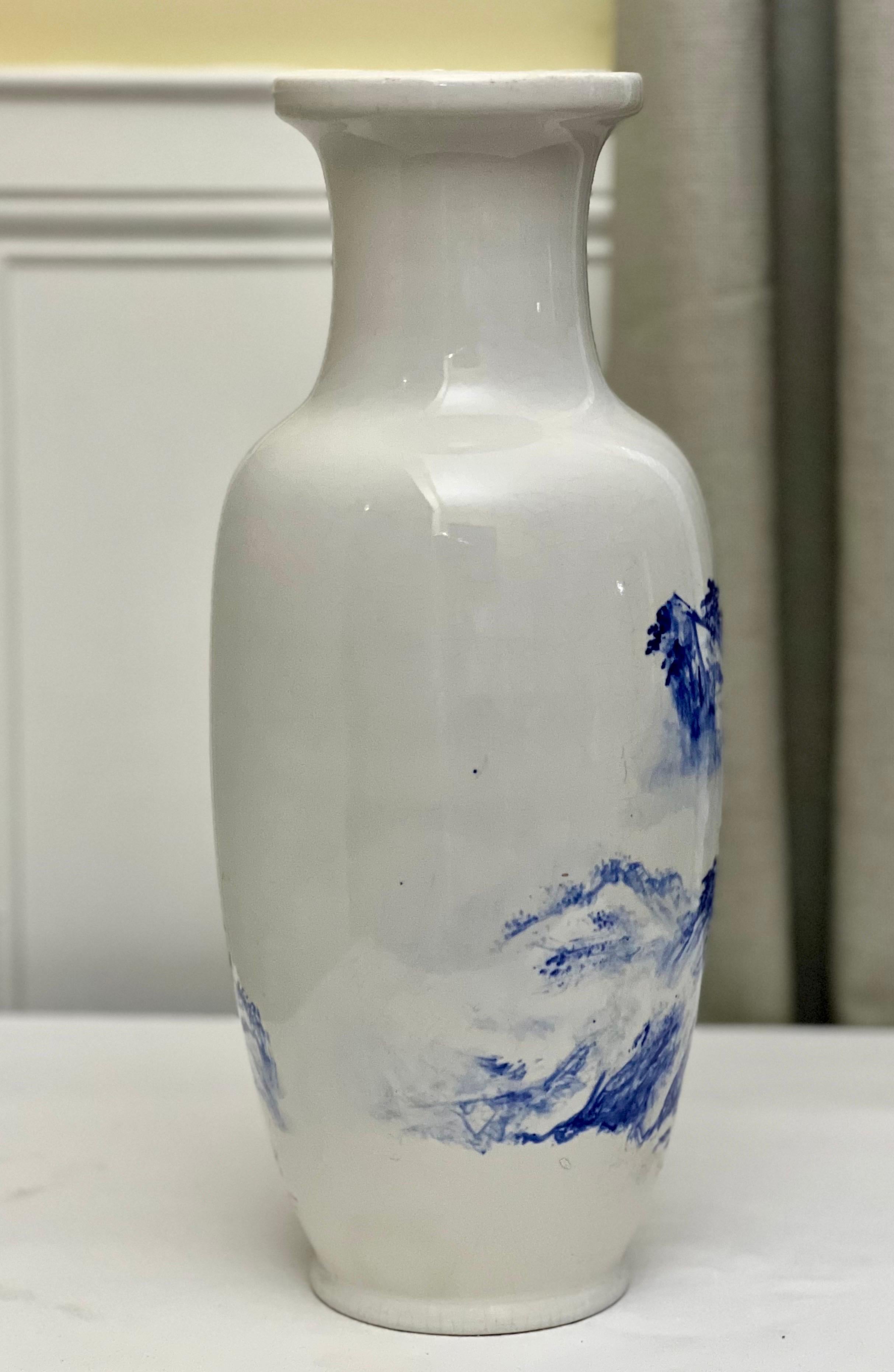 Vintage Chinese Blue and White Porcelain Baluster Form Vase In Good Condition For Sale In Doylestown, PA
