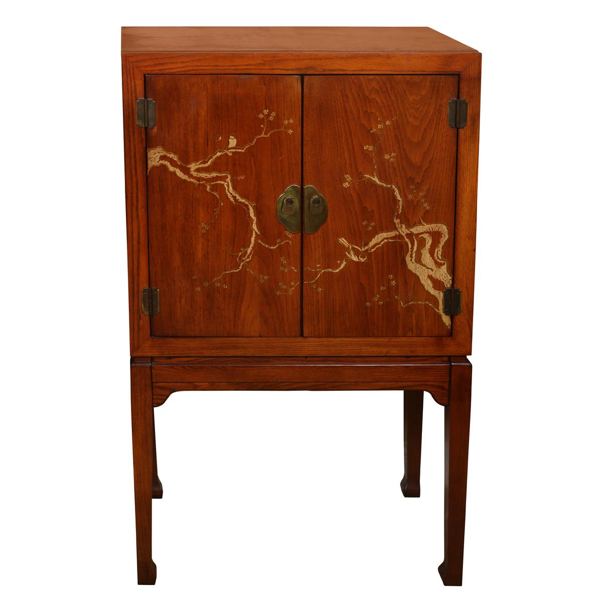 Vintage Chinoiserie Bar or Small Media Cabinet In Good Condition For Sale In Locust Valley, NY