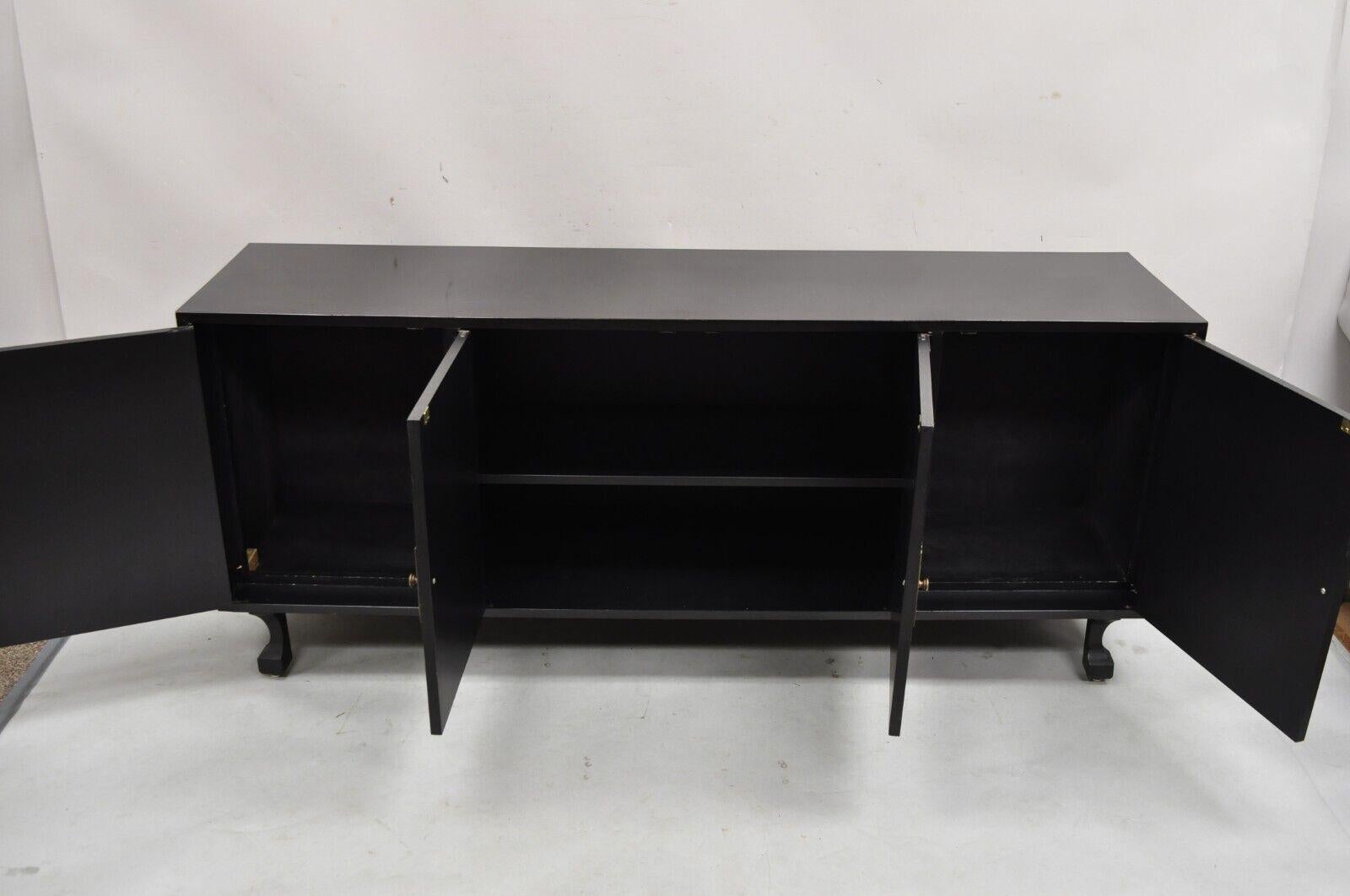 Vintage Chinoiserie Black Lacquer Hand Painted Floral Credenza Cabinet Sideboard For Sale 2
