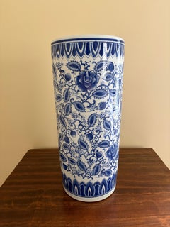 Vintage Chinoiserie Blue and White Porcelain Umbrella Stand