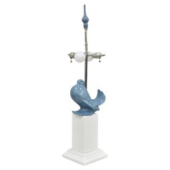 Vintage Chinoiserie Blue White Porcelain Hollywood Regency Dove Bird Table Lamp