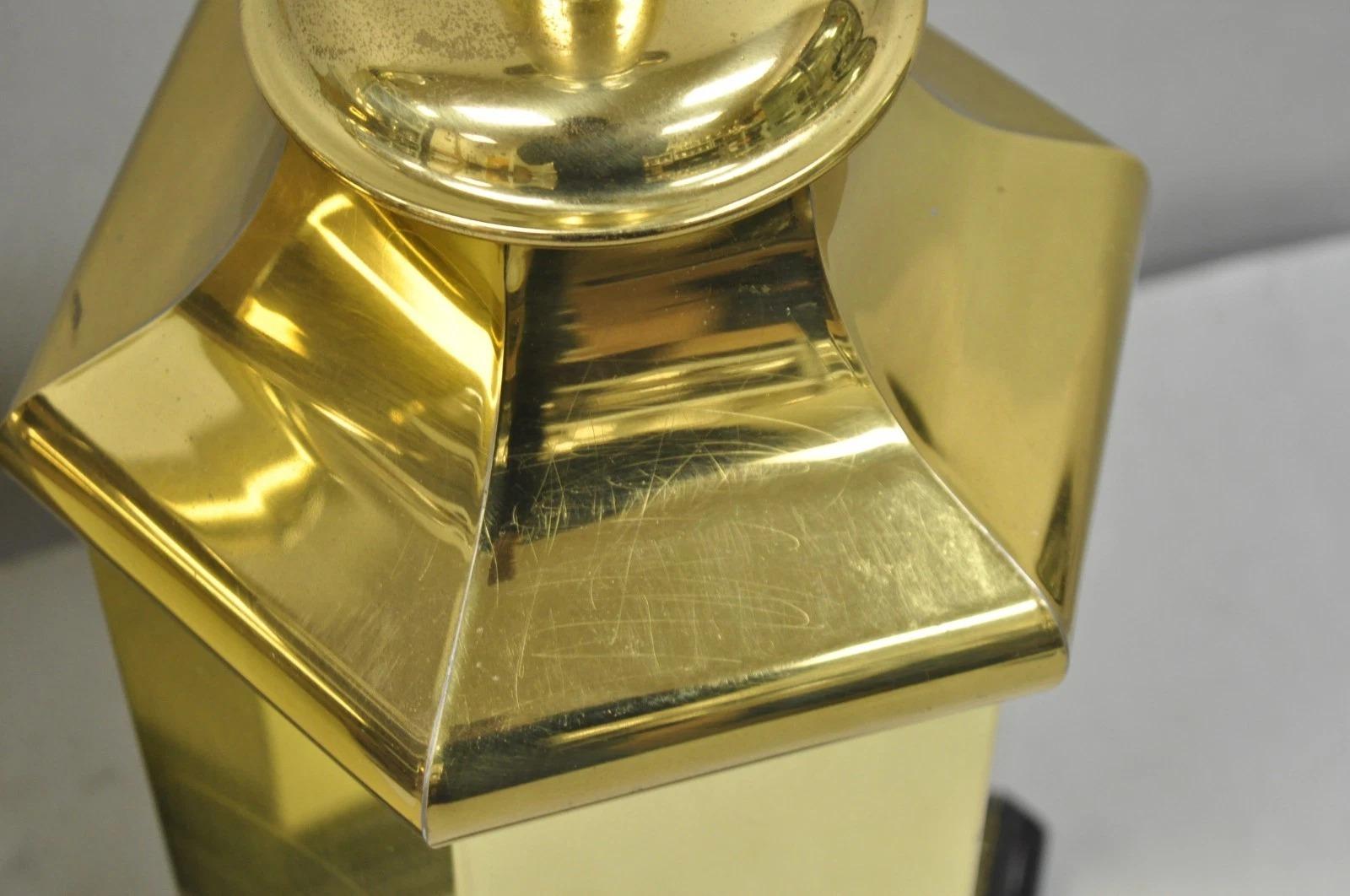 Paire de lampes de table hexagonales en laiton Chinoiserie - Oriental Ginger Jar en vente 2