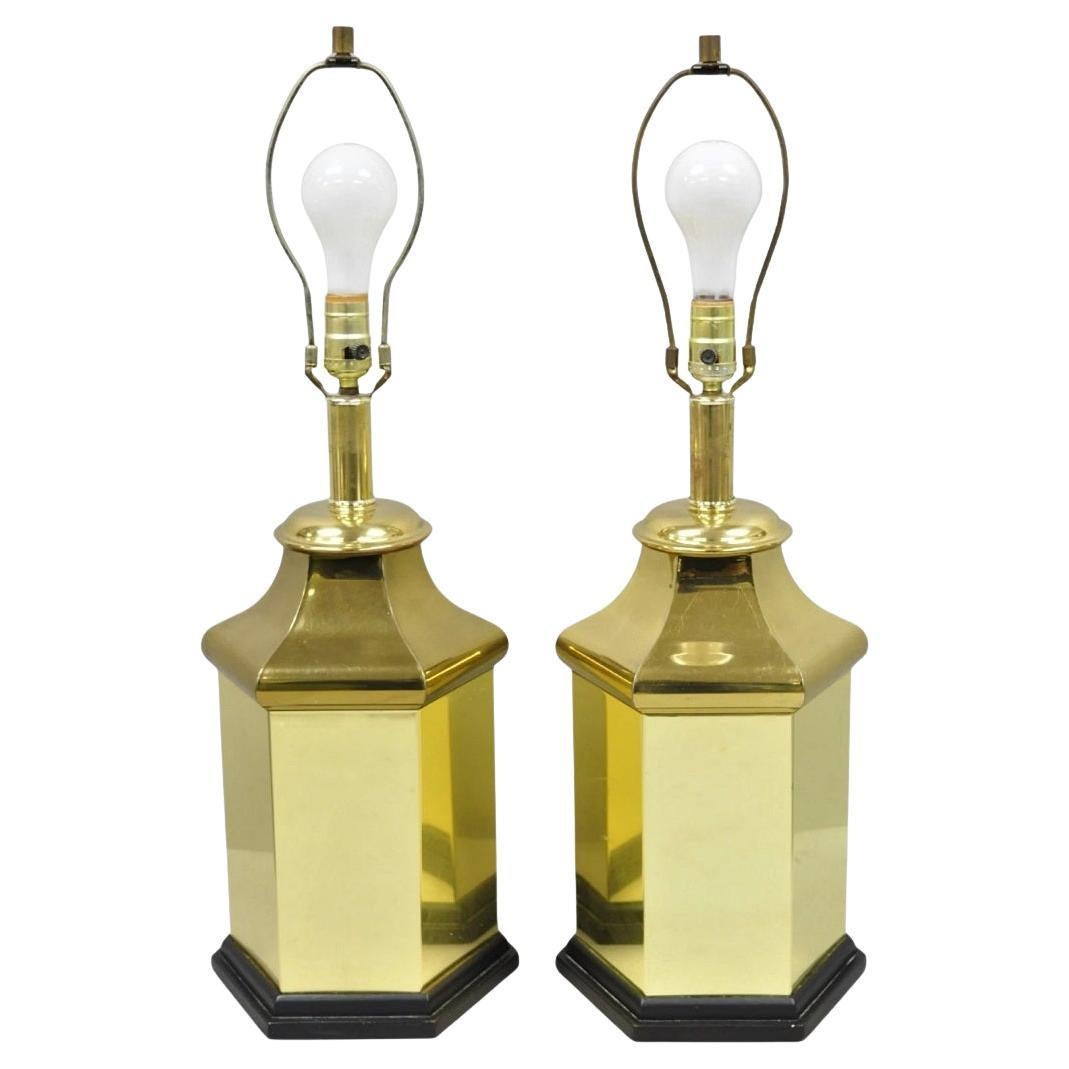 Paire de lampes de table hexagonales en laiton Chinoiserie - Oriental Ginger Jar en vente