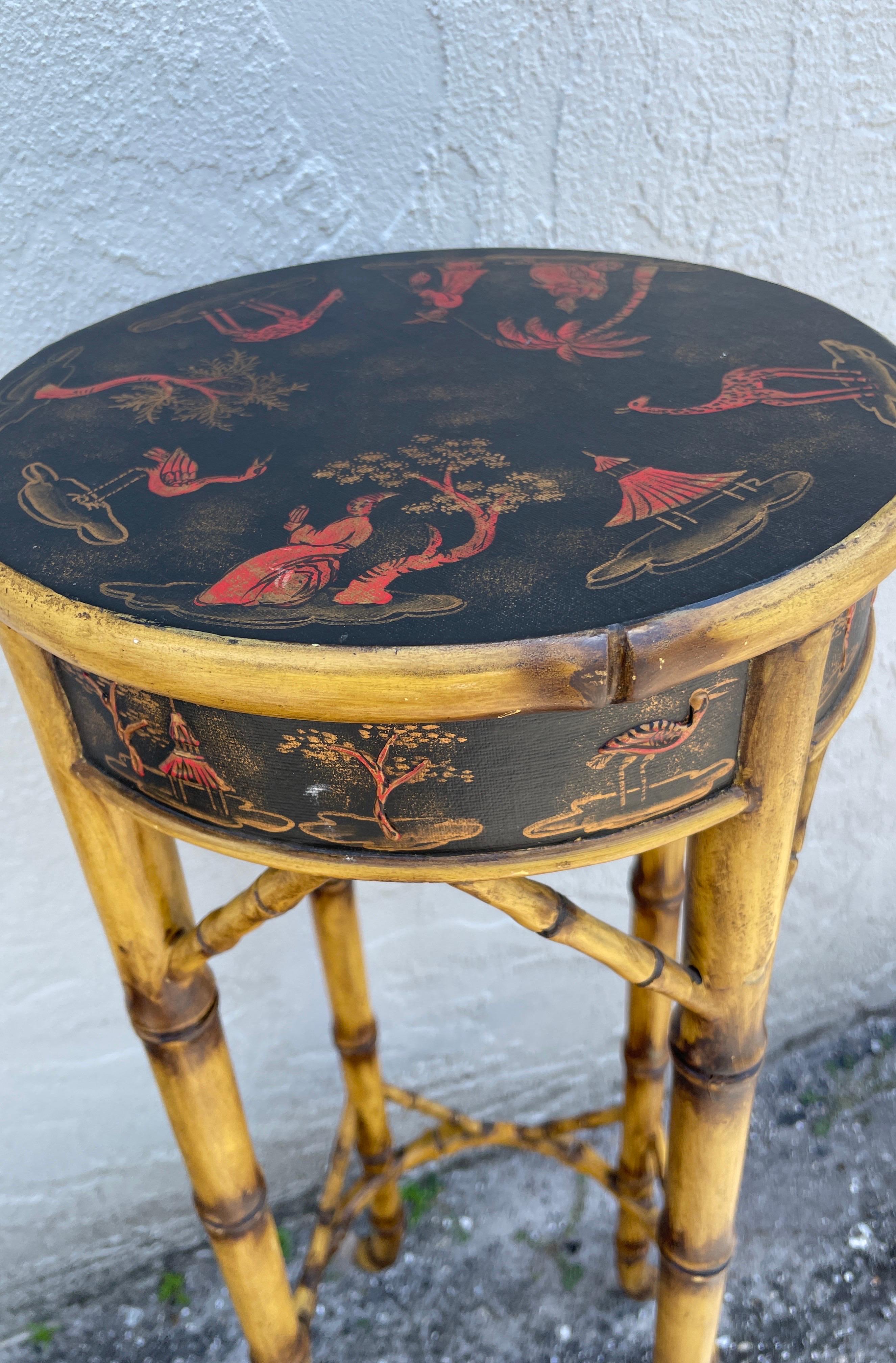 20th Century Vintage Chinoiserie Burnt Bamboo Stand / Pedestal For Sale