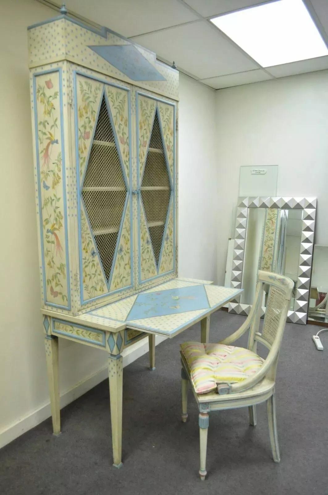 Vintage Chinoiserie Schmetterling & Vogel Custom Painted Tall Secretary Schreibtisch & Stuhl im Angebot 3