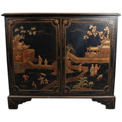 Vintage Chinoiserie Carved
Gilt Decorated Ebonized Hardwood Credenza Vintage Chinoiserie Carved
Gilt Decorated Ebonized Hardwood Credenza