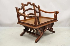 Chaise d'appoint chinoiseries vintage en bois de teck sculpté Howdah Elephant Saddle