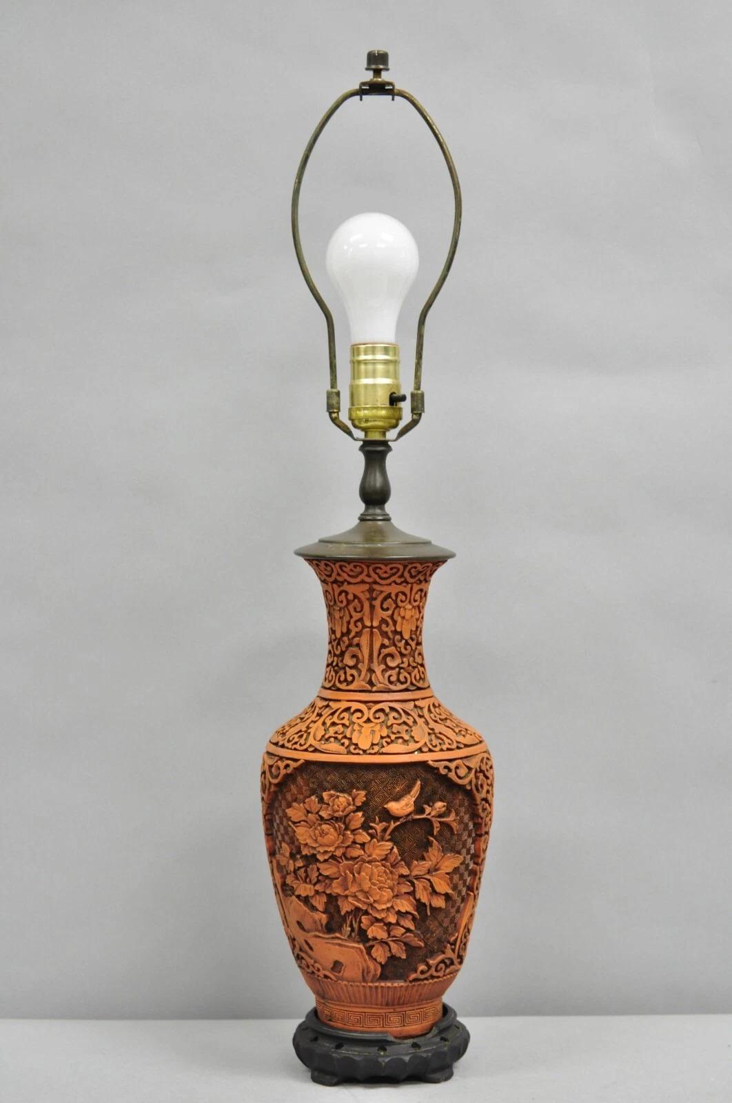Lampada da tavolo Chinoiserie cinese arancione intagliata in cinabro in vendita 5