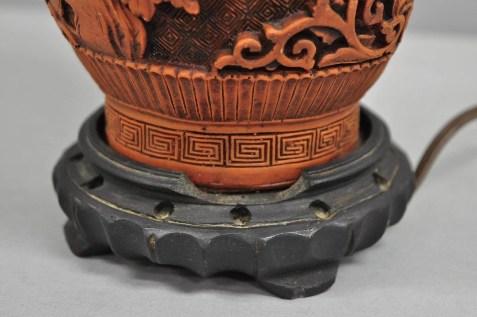 Lampada da tavolo Chinoiserie cinese arancione intagliata in cinabro in vendita 2