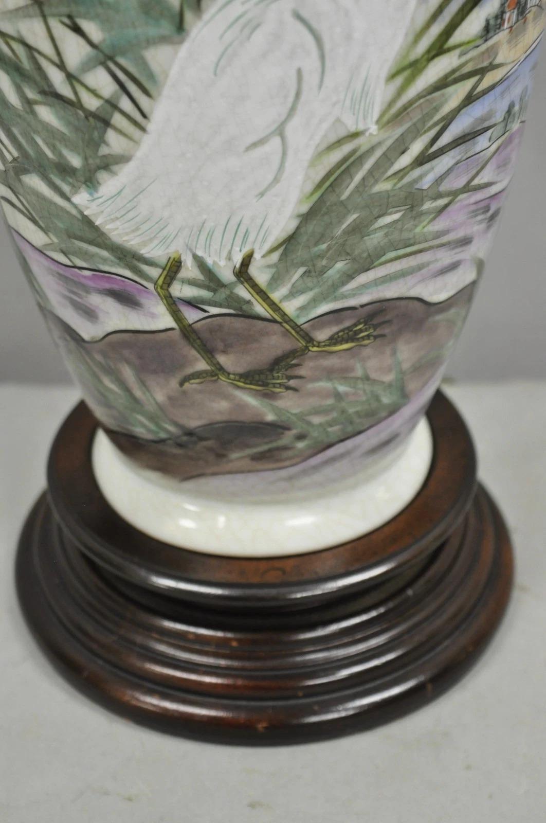 Vintage Chinoiserie Chinese Porcelain Jardiniere Table Lamp w Painted Crane Bird For Sale 3