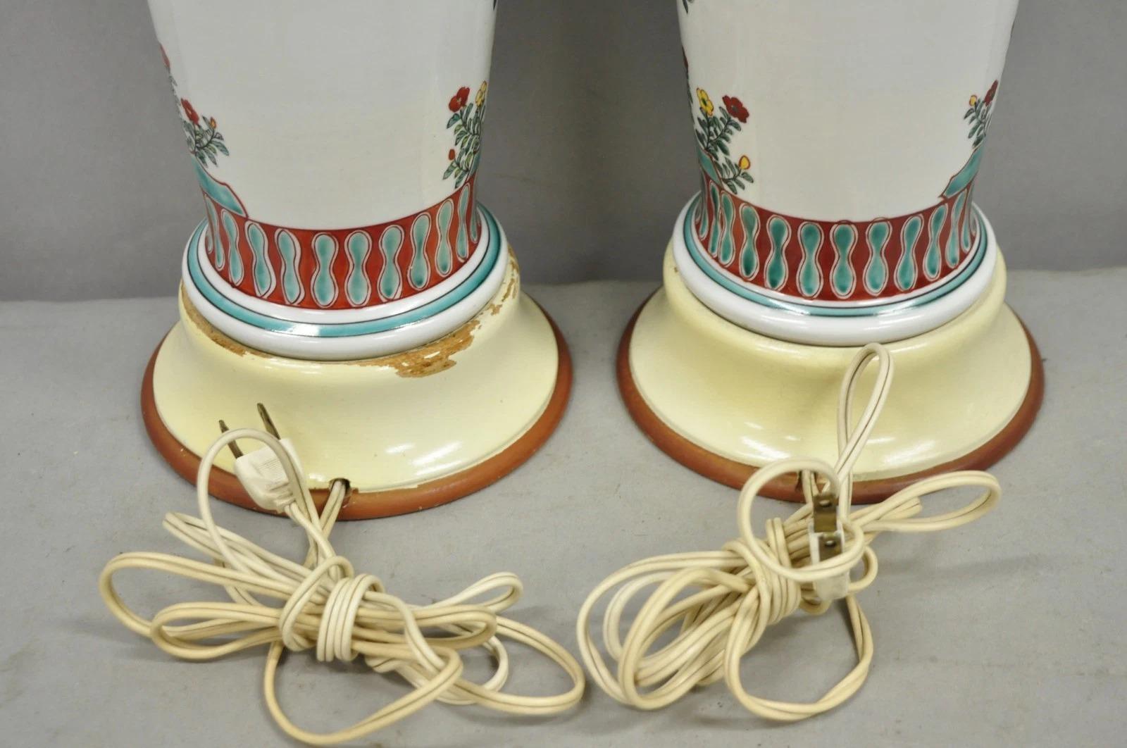Lampe de table Jardinière Vase à fleurs en porcelaine chinoise Vintage Chinoiserie - Paire en vente 3