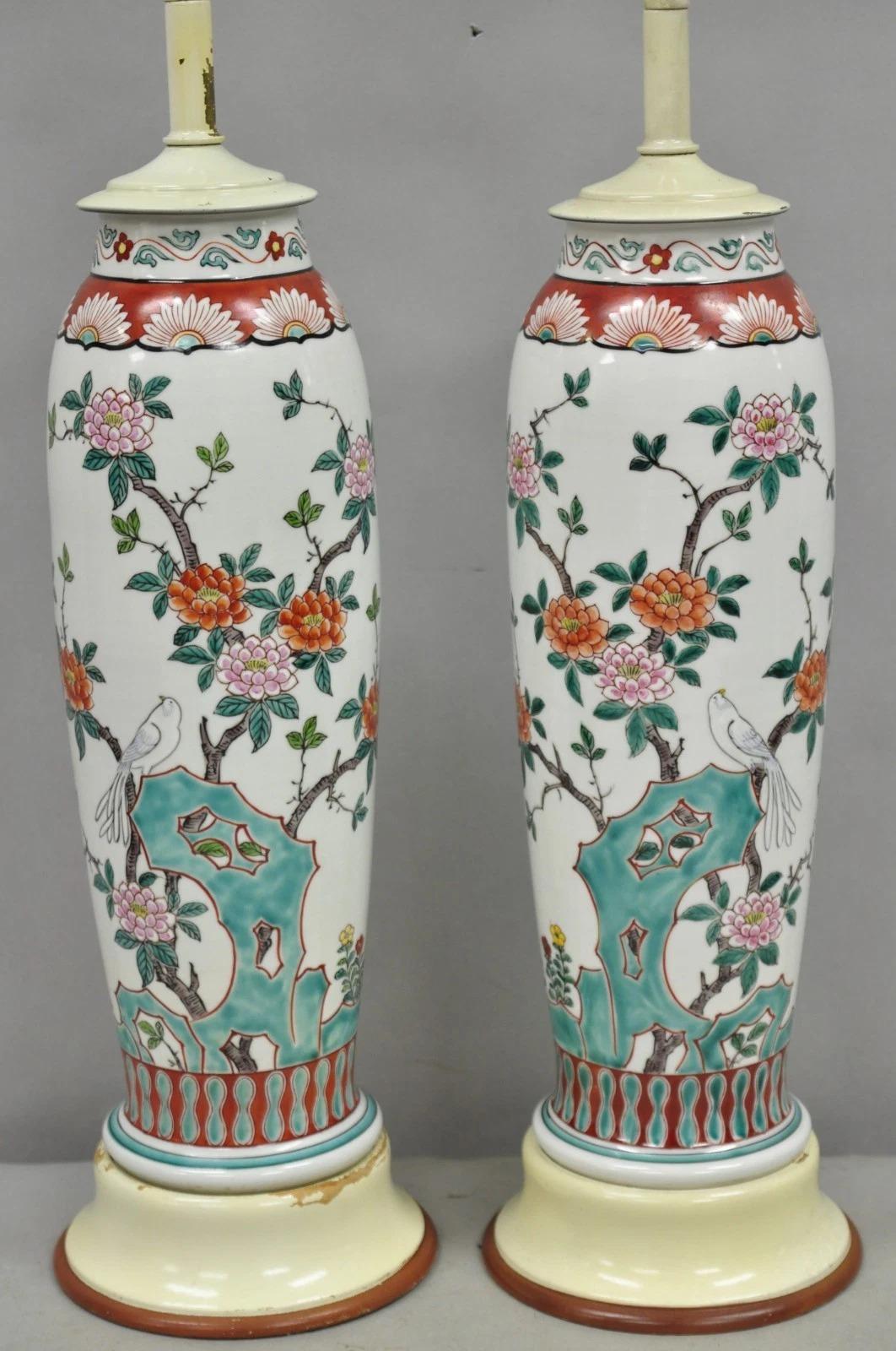 Chinoiseries Lampe de table Jardinière Vase à fleurs en porcelaine chinoise Vintage Chinoiserie - Paire en vente