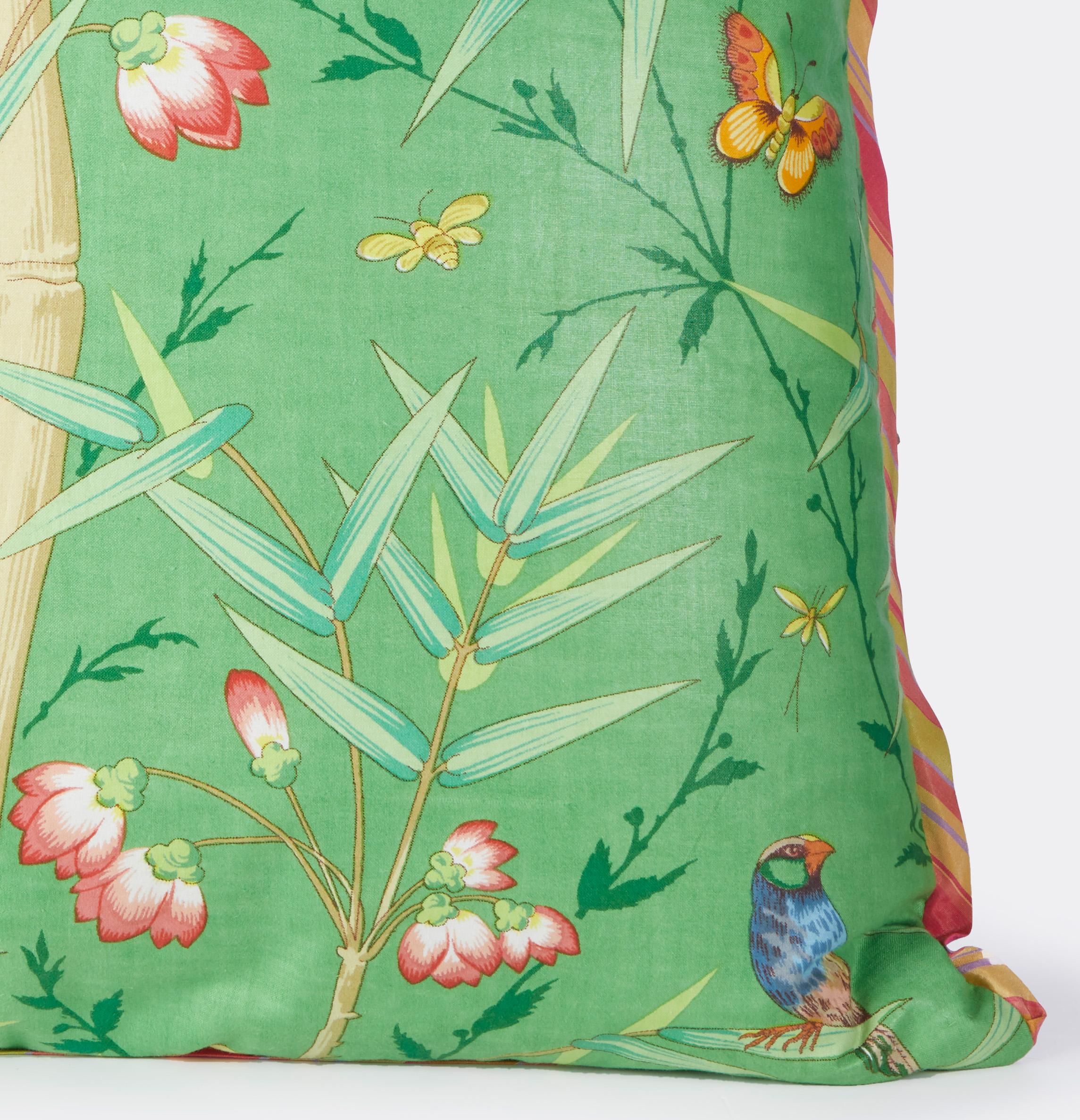 Vintage Chinoiserie Chintz Cushion by David Duncan Studio In New Condition In New York, NY