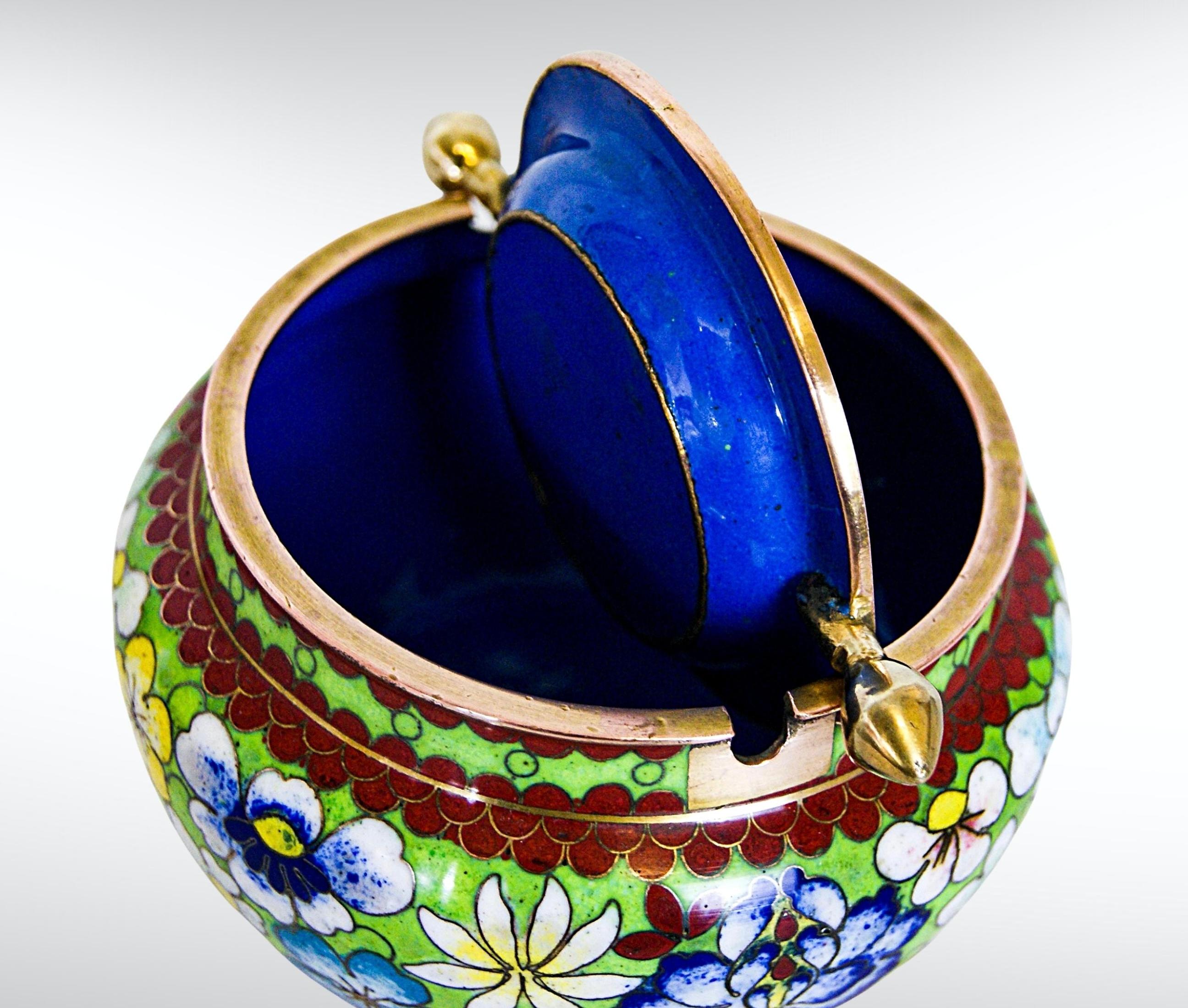 Enameled Vintage Chinoiserie Cloisonné on Brass Enamelled Storage Bowl with Hinged Lid