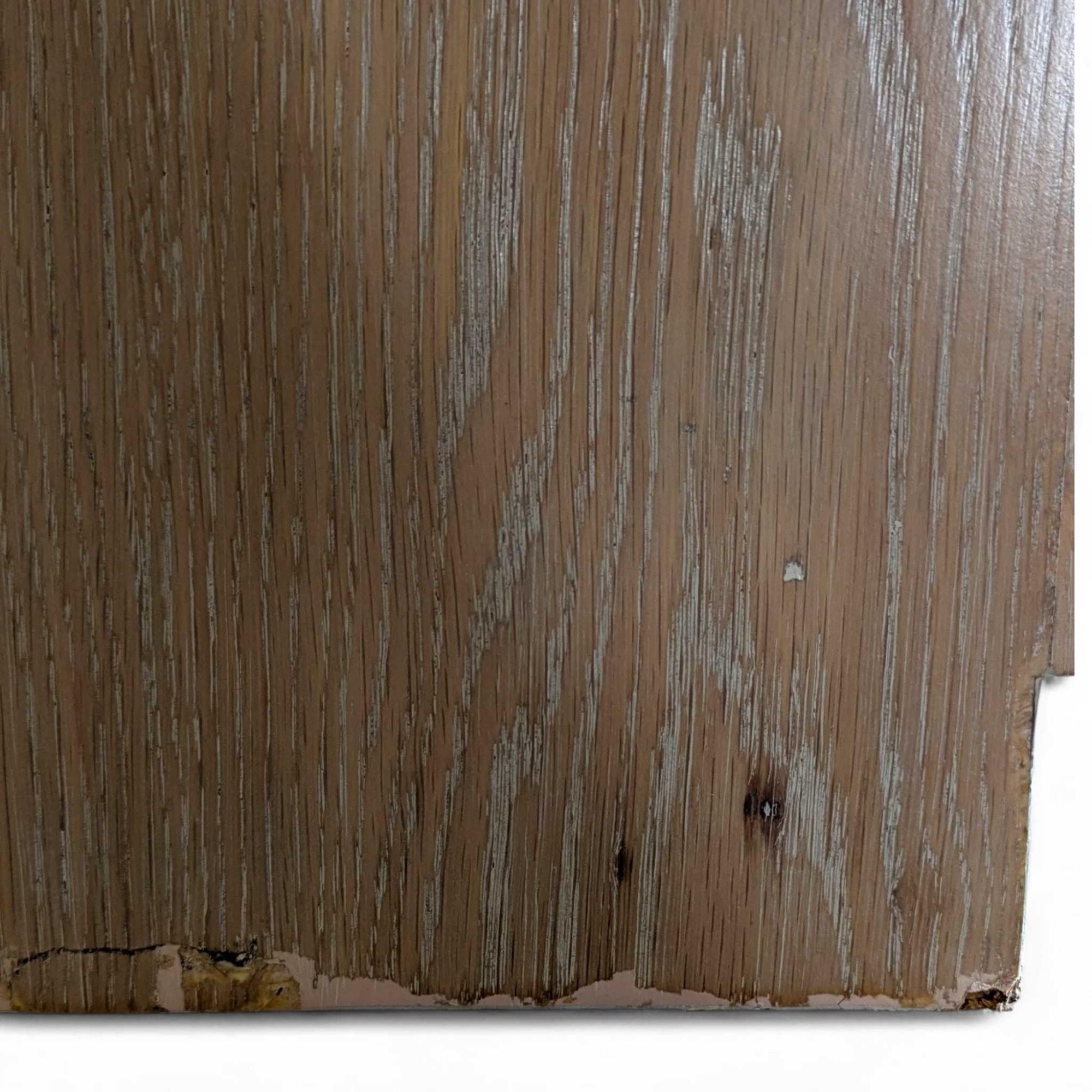 Vintage Chinoiserie Anrichte, gebleichtes Holz, Messingbeschläge im Angebot 2