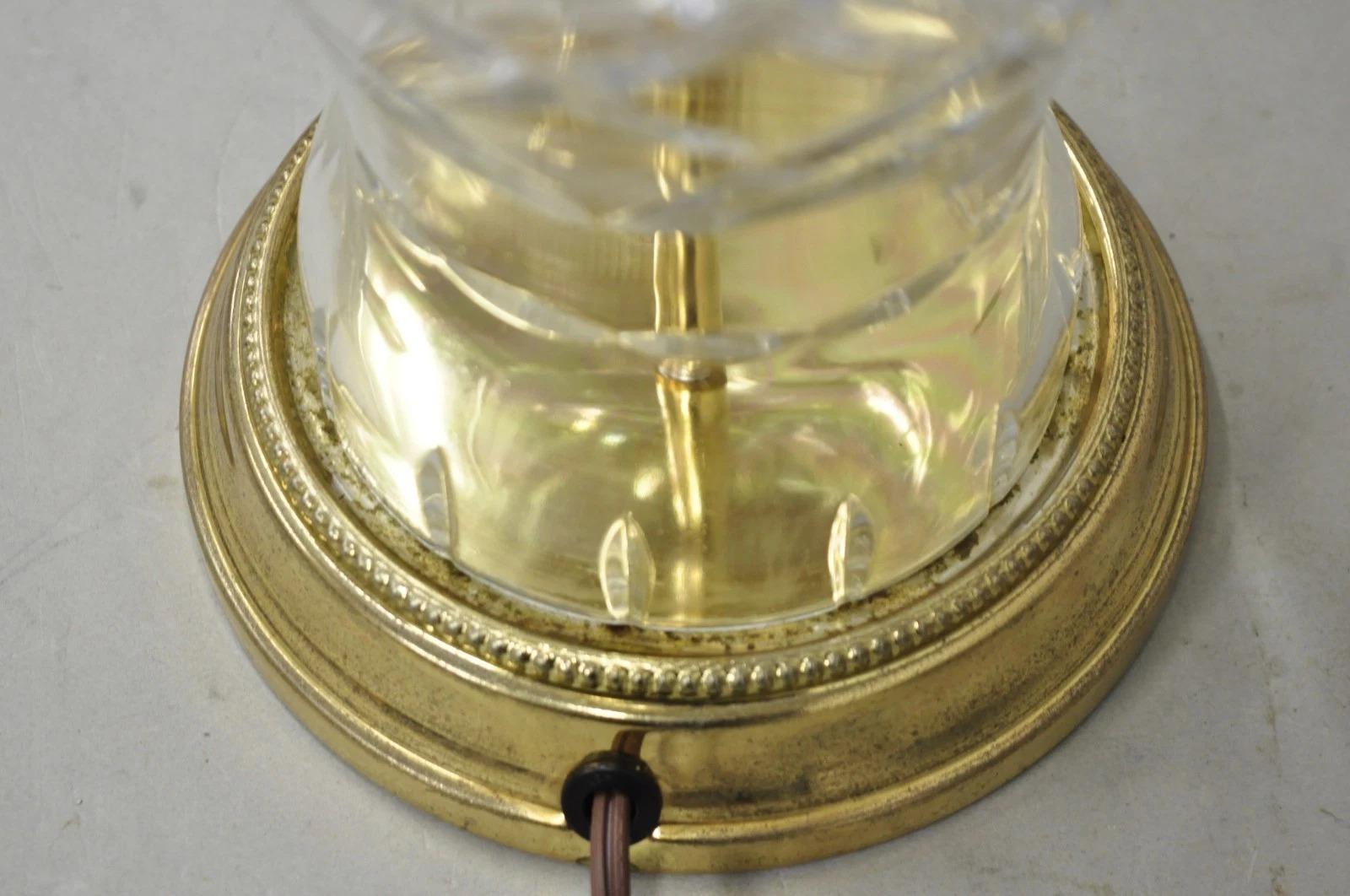 Vintage Chinoiserie Cut Crystal Glass Ginger Jar Brass Oriental Table Lamp For Sale 4