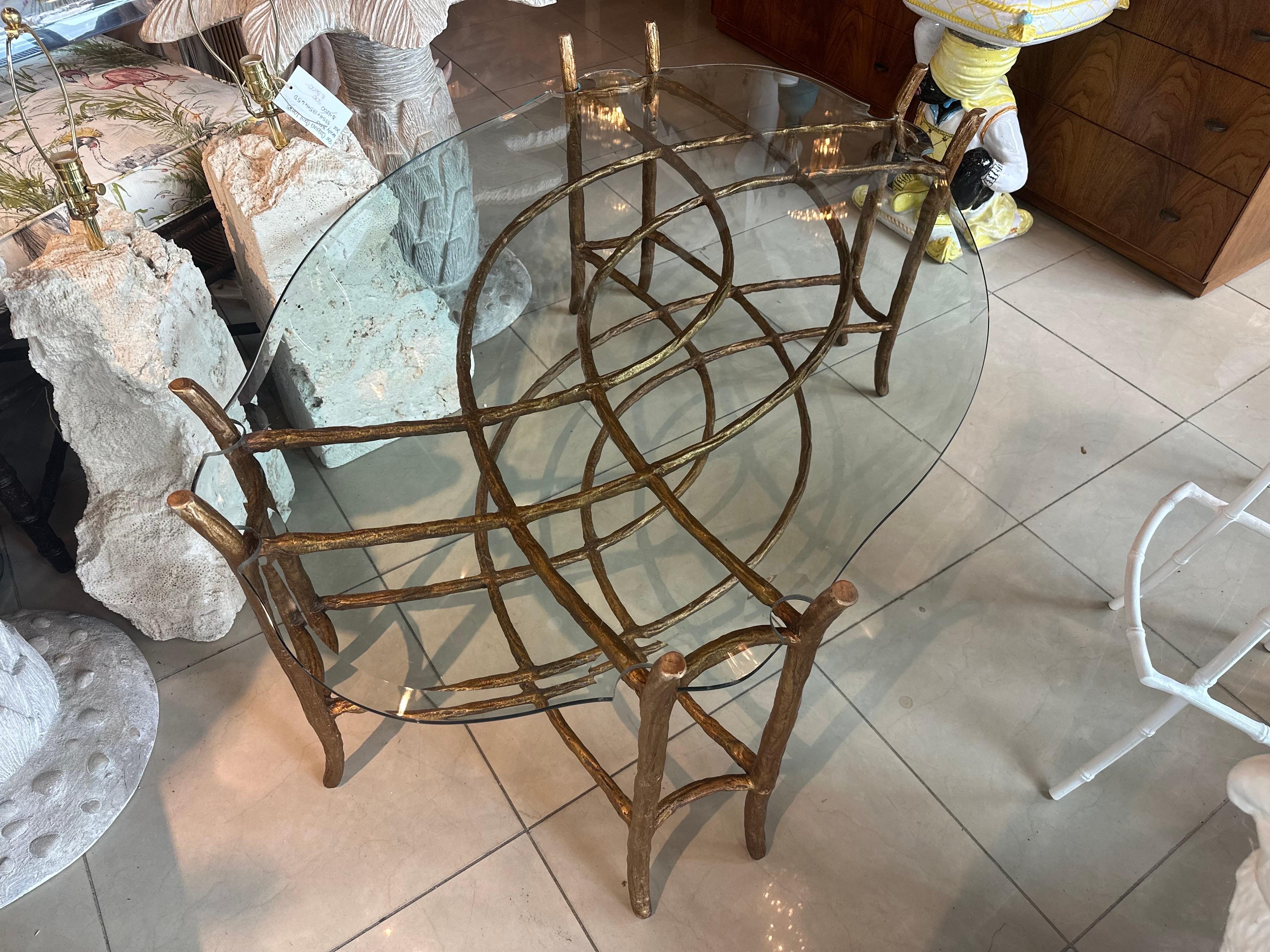 Vintage Chinoiserie Dennis & Leen Faux Bois Vergoldete Bronze Kaffee Cocktail Tisch im Zustand „Gut“ im Angebot in West Palm Beach, FL