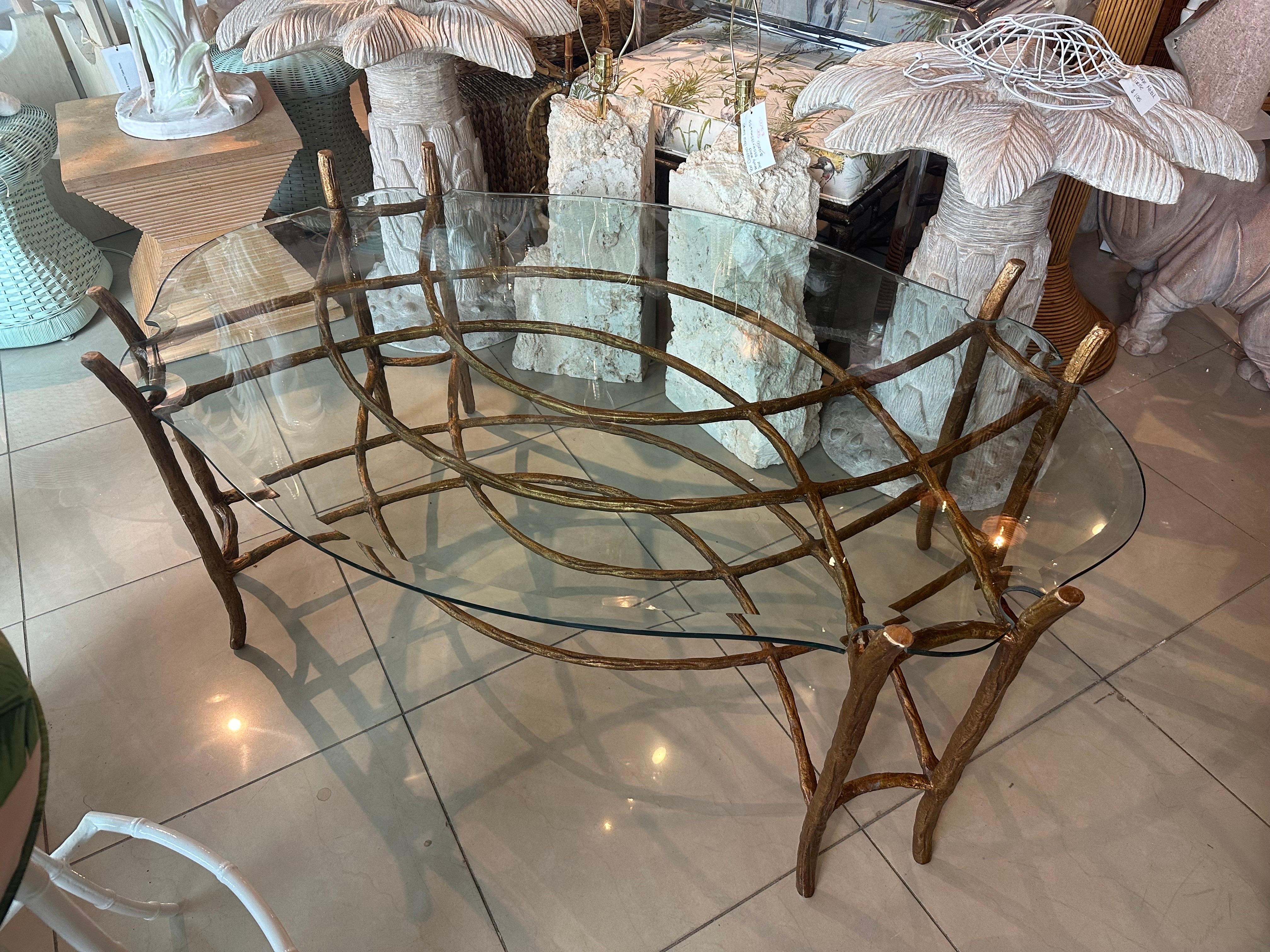 Vintage Chinoiserie Dennis & Leen Faux Bois Vergoldete Bronze Kaffee Cocktail Tisch (Ende des 20. Jahrhunderts) im Angebot