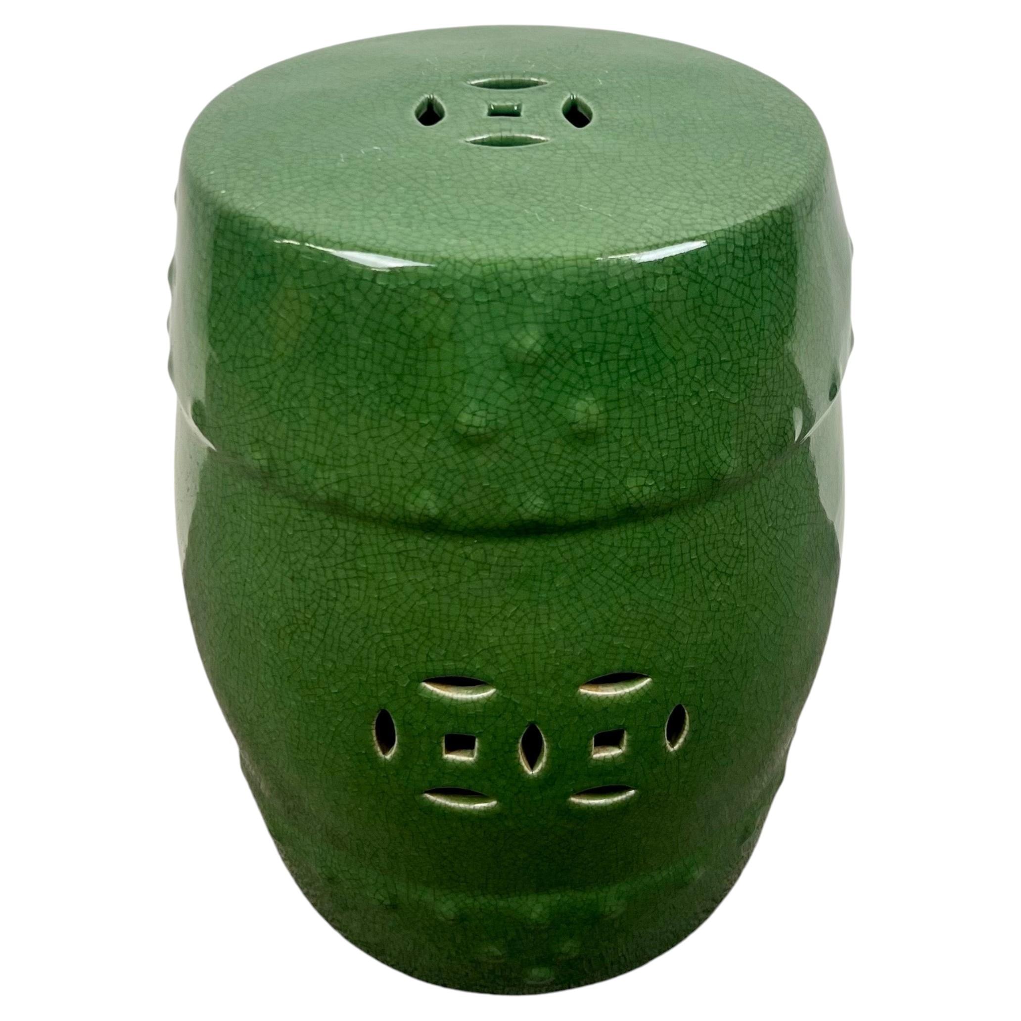 Taburete o pedestal de jardín de cerámica esmaltada verde esmeralda de Chinoiserie Vintage