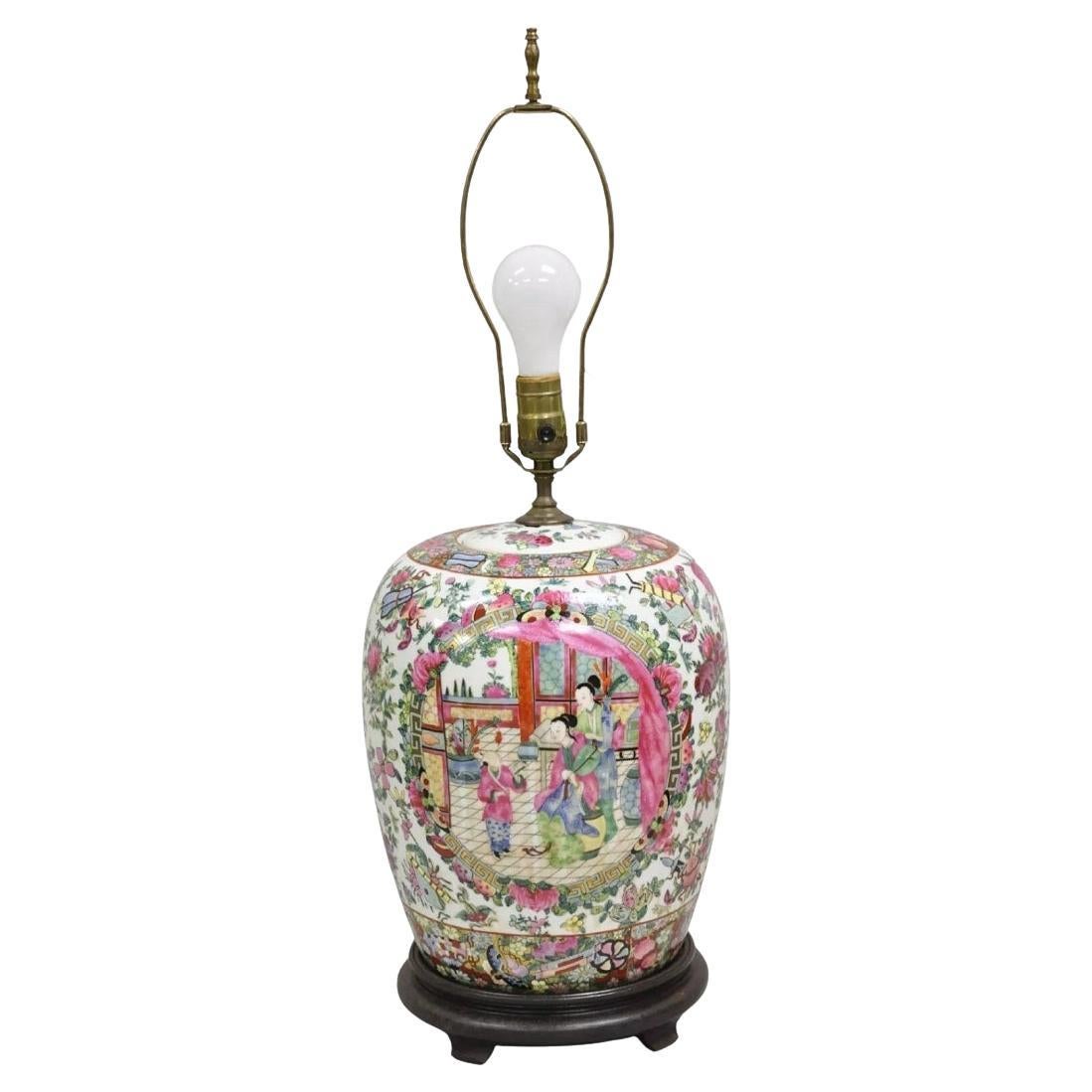 Asiatische Chinoiserie Famille Rose Vintage-Tischlampe aus chinesischem Porzellan, Vintage
