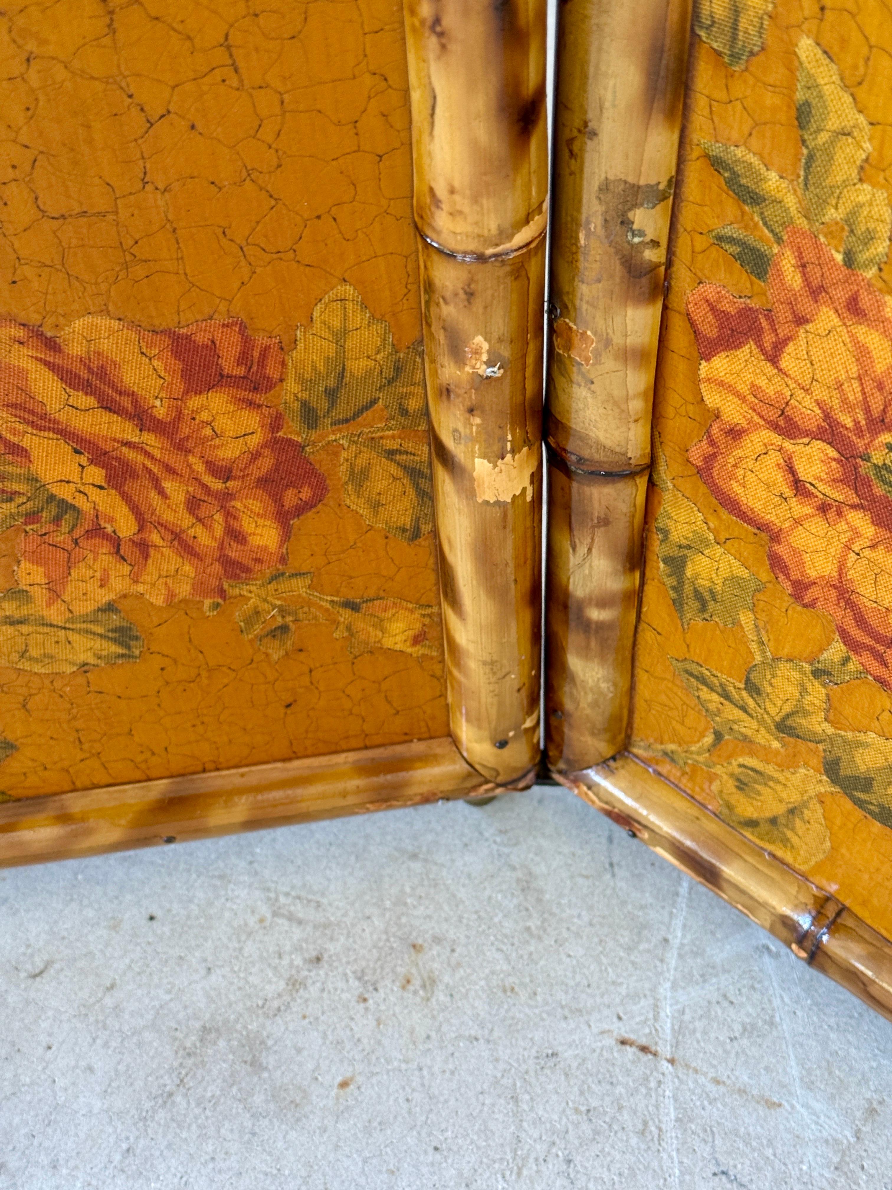 Vintage Chinoiserie Floral Three-Panel Bamboo Screen Room Divider With Cracked L For Sale 4