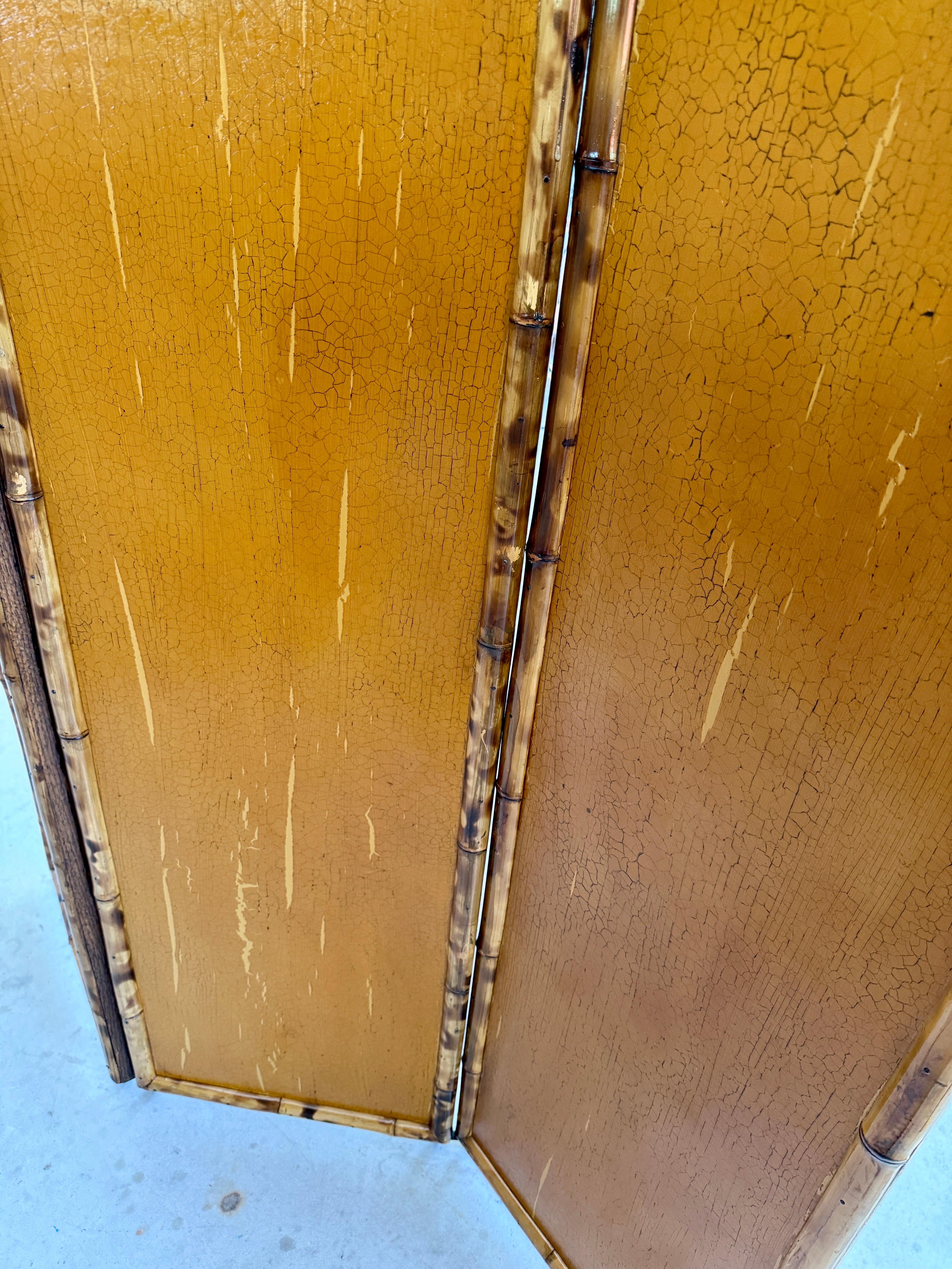 Vintage Chinoiserie Floral Three-Panel Bamboo Screen Room Divider With Cracked L For Sale 6