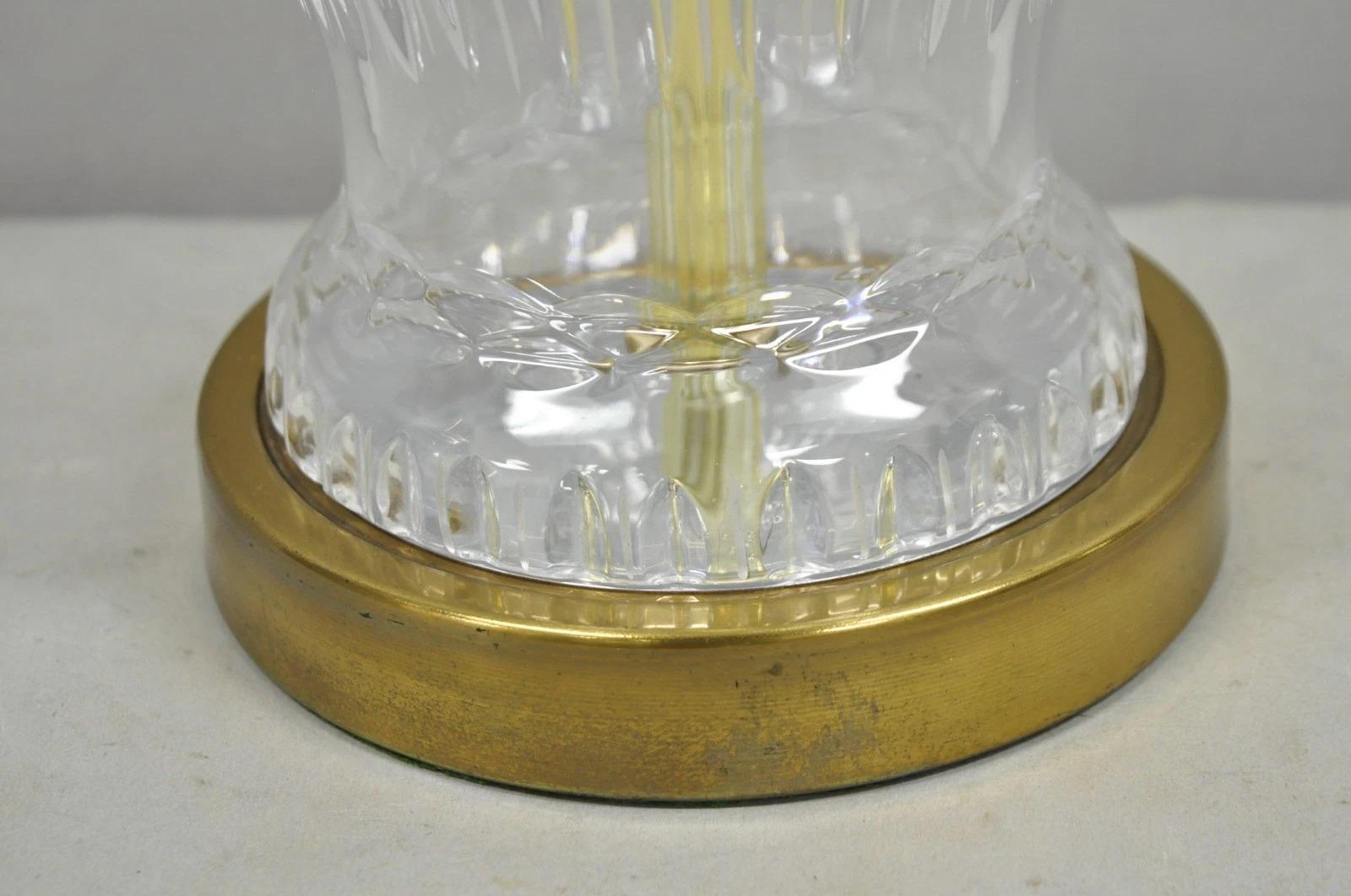 Vintage Chinoiserie French Leaded Crystal Glass Ginger Jar Brass Table Lamp For Sale 2