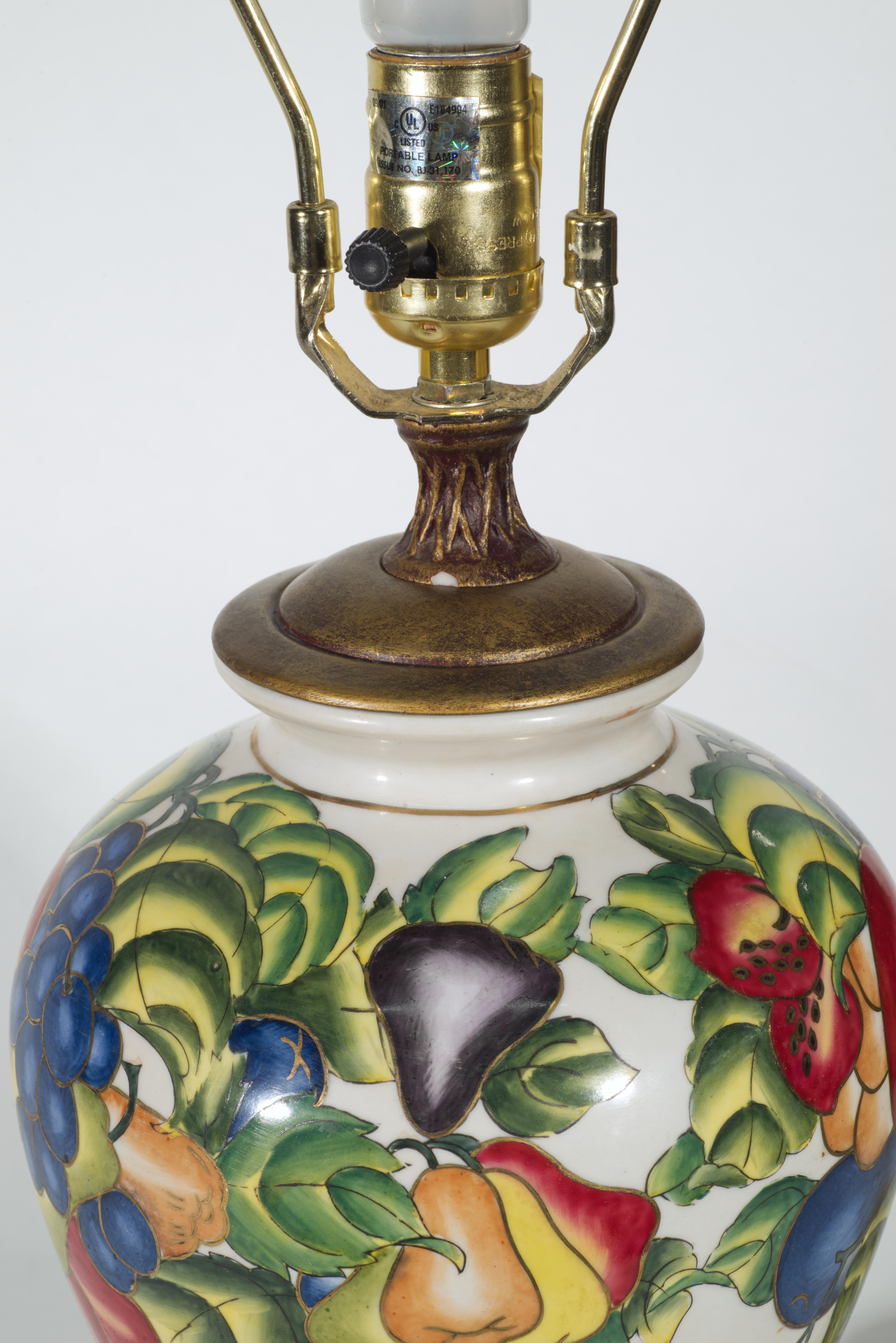 Ceramic Vintage Chinoiserie Ginger Urn Table Lamp Fruits Leaves For Sale