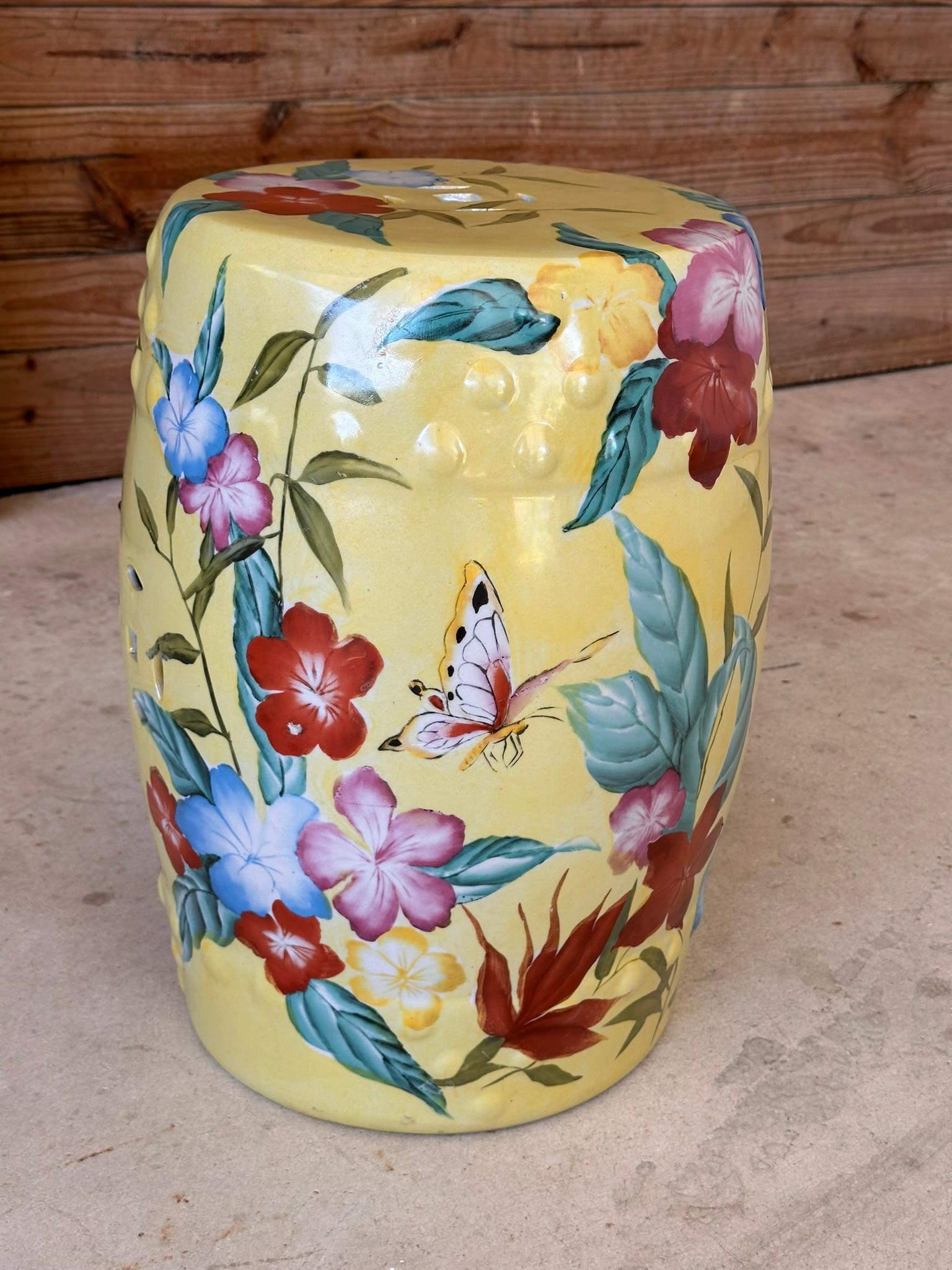 Inconnu Tabouret de jardin chinoiserie vintage peint à la main et émaillé en vente