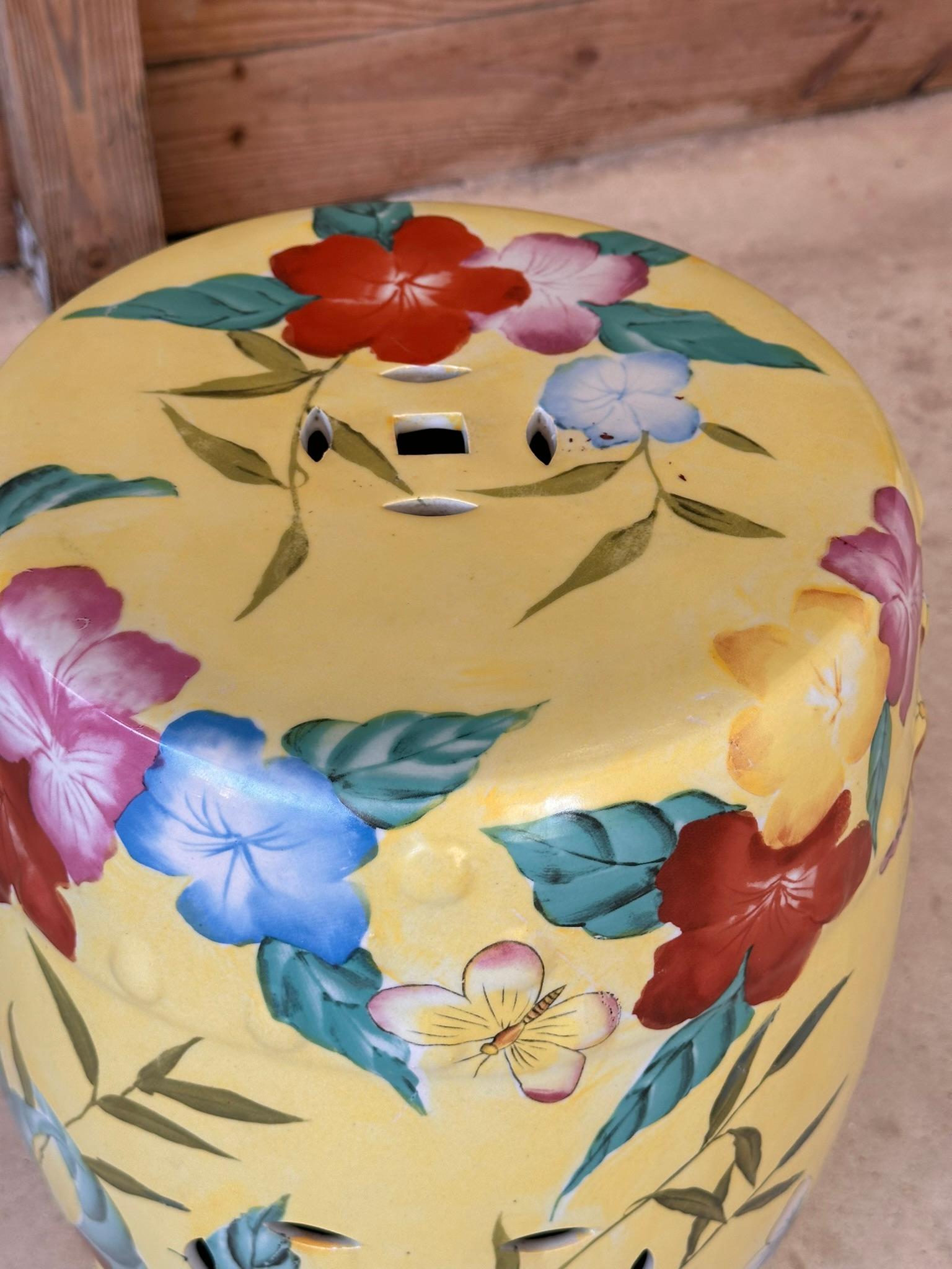 Fait main Tabouret de jardin chinoiserie vintage peint à la main et émaillé en vente