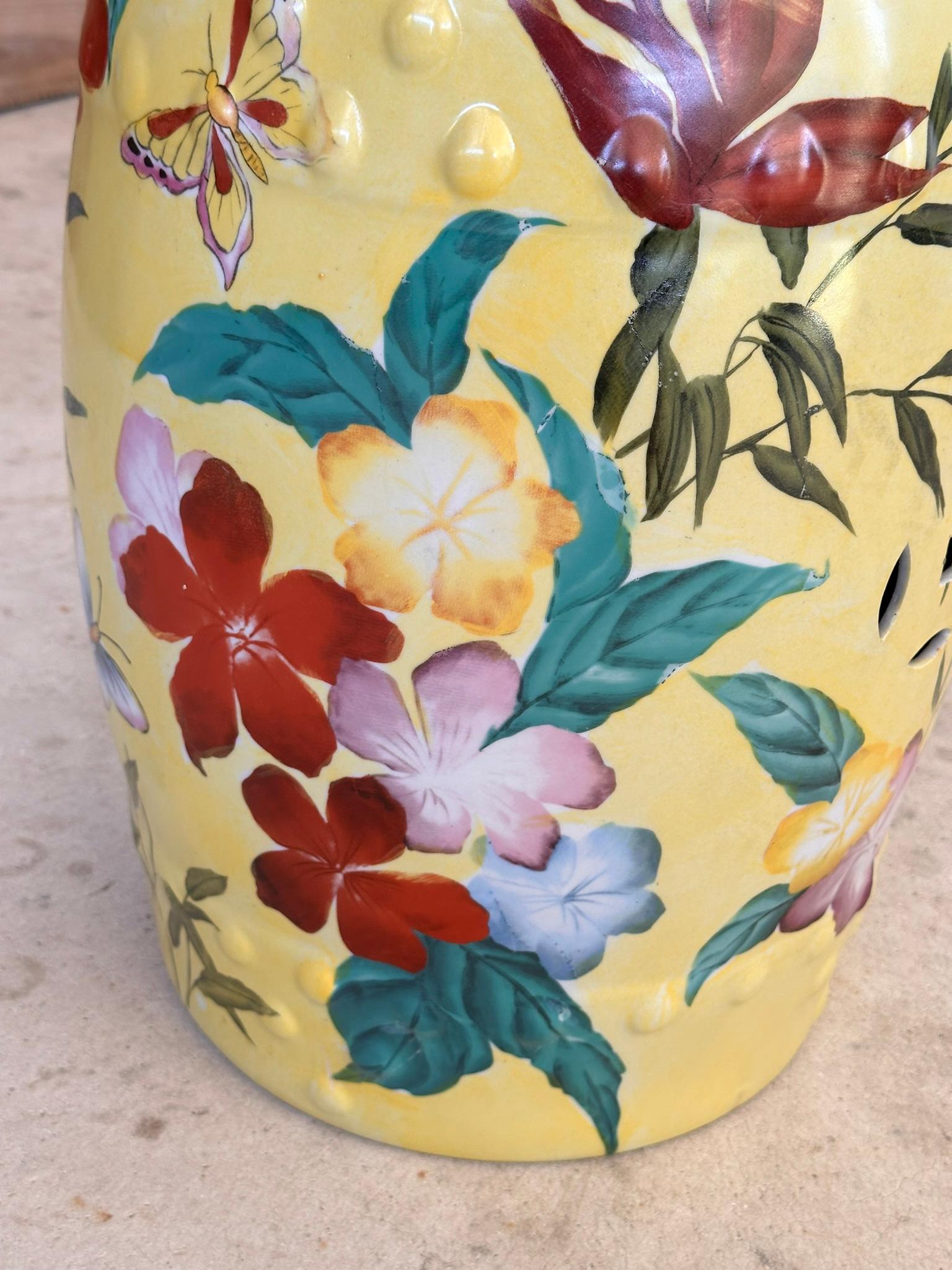 Céramique Tabouret de jardin chinoiserie vintage peint à la main et émaillé en vente