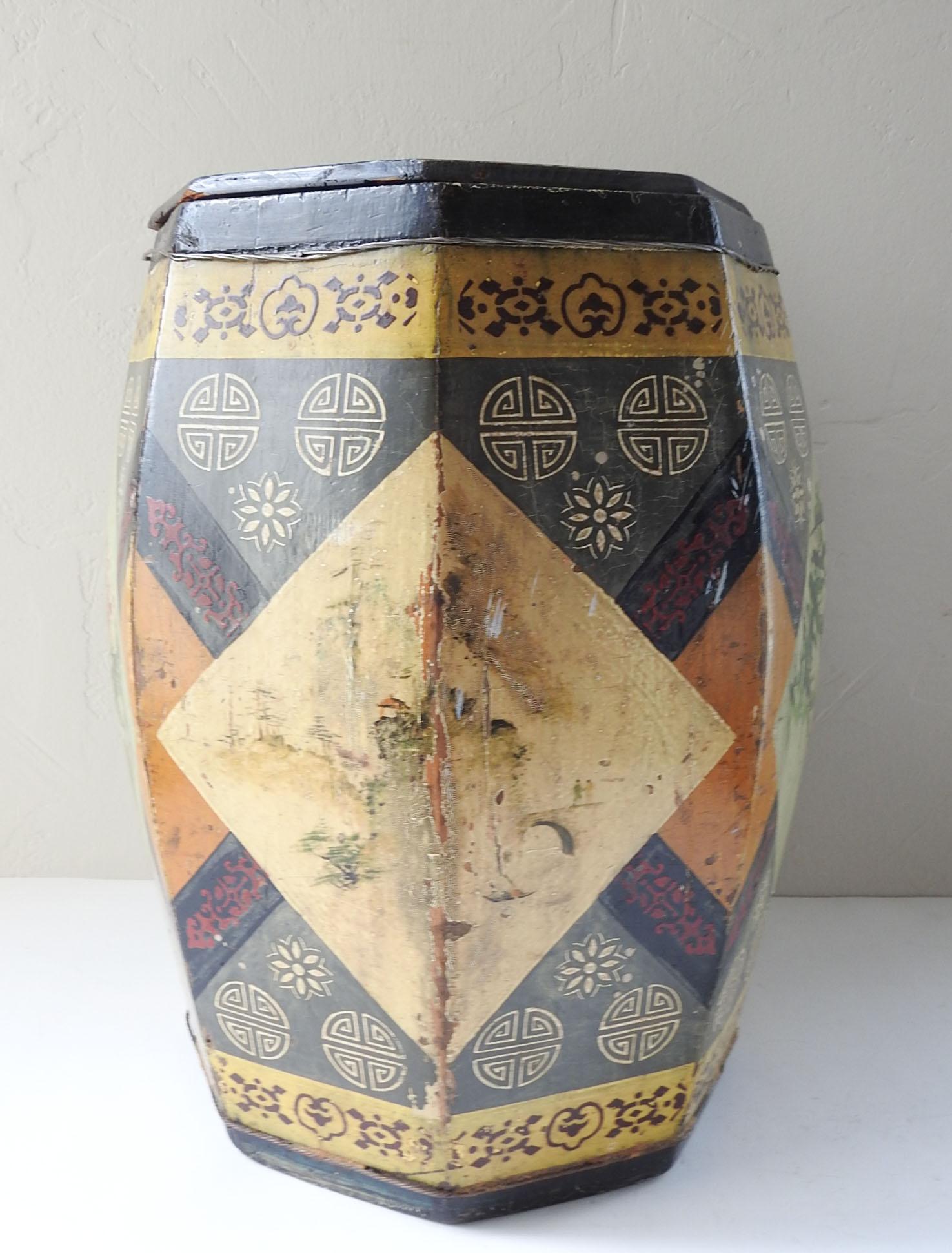 Vintage Chinoiserie Hand Painted Wood Lidded Stool Seat or Barrel For Sale 5