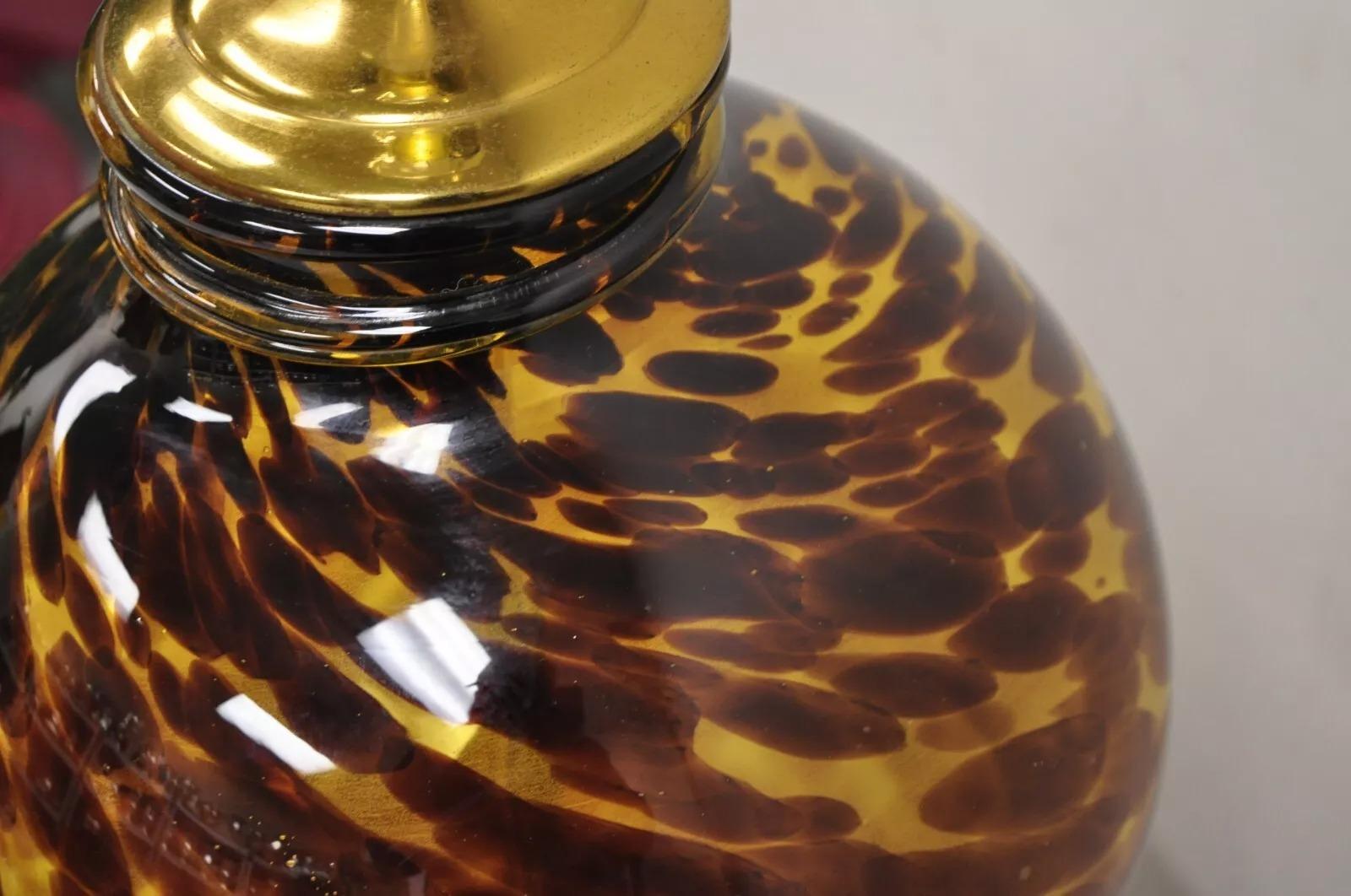 20th Century Vintage Chinoiserie Hollywood Regency Tortoise Shell Blown Glass Table Lamp For Sale