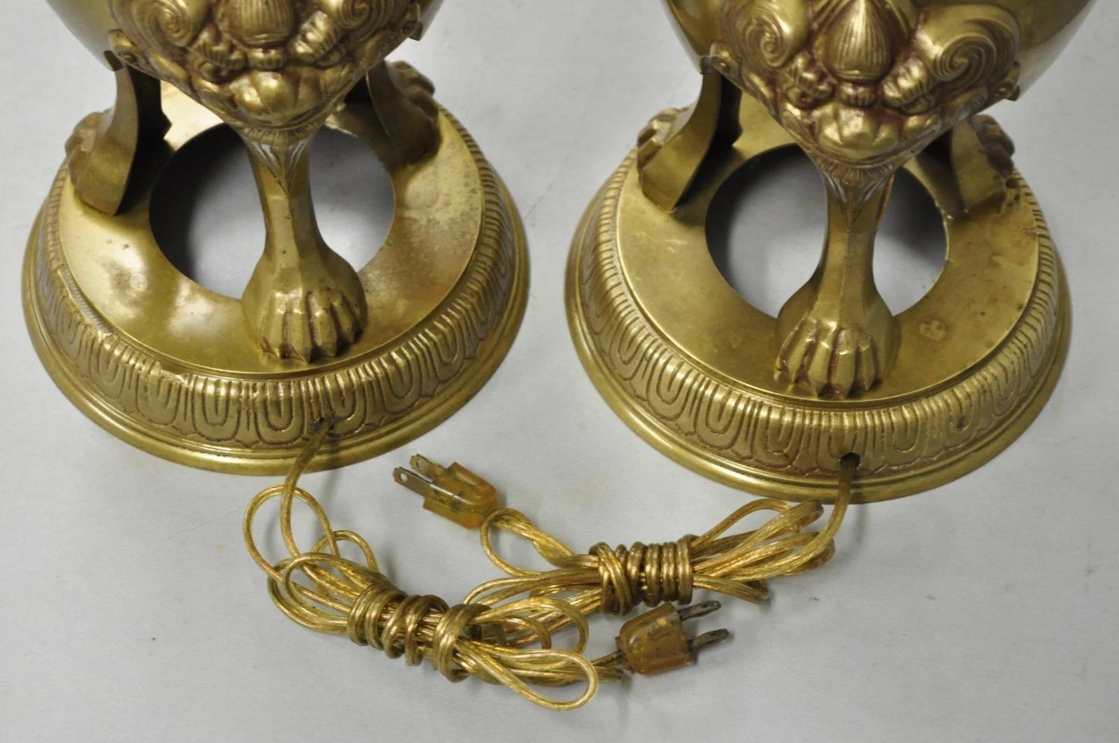 Vintage Chinoiserie James Mont Style Bronze Chinese Foo Dog Table Lamps (B) Pair For Sale 4