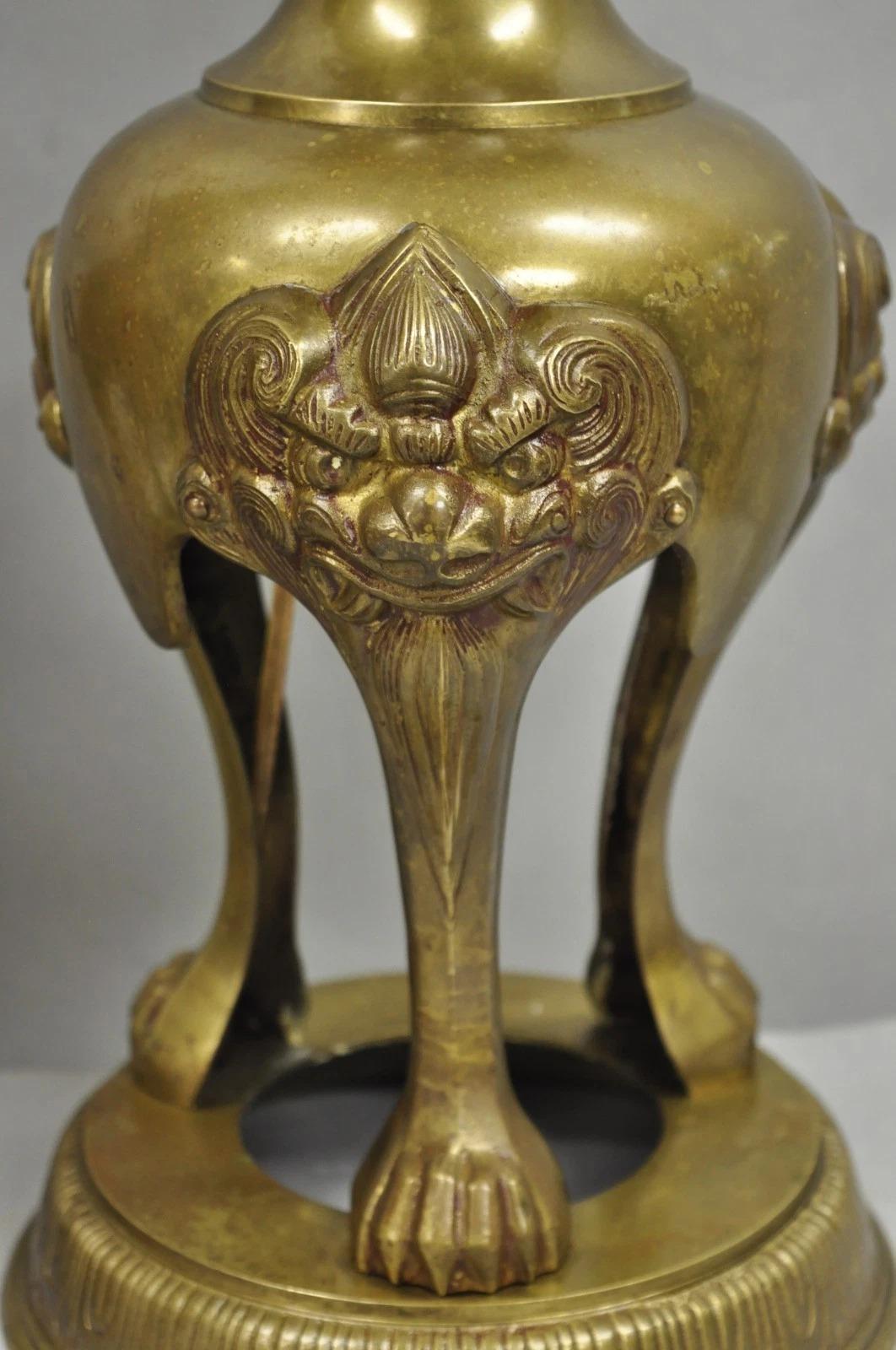 Brass Vintage Chinoiserie James Mont Style Bronze Chinese Foo Dog Table Lamps (B) Pair For Sale