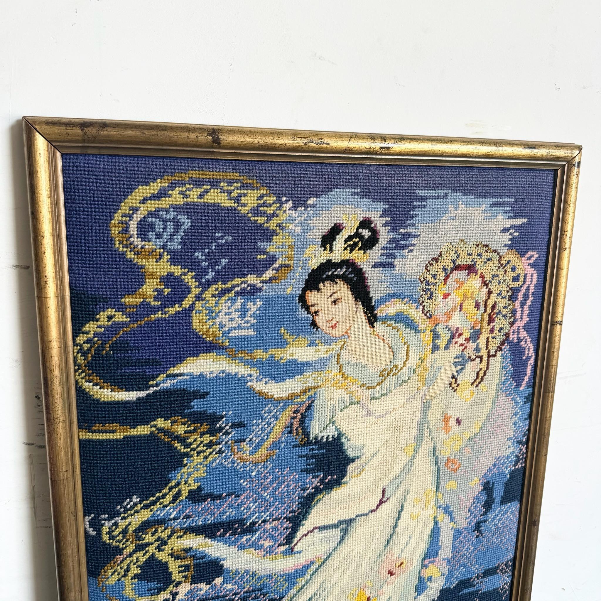 Vintage Chinoiserie Needlepoint der tanzenden Frau (Unbekannt) im Angebot