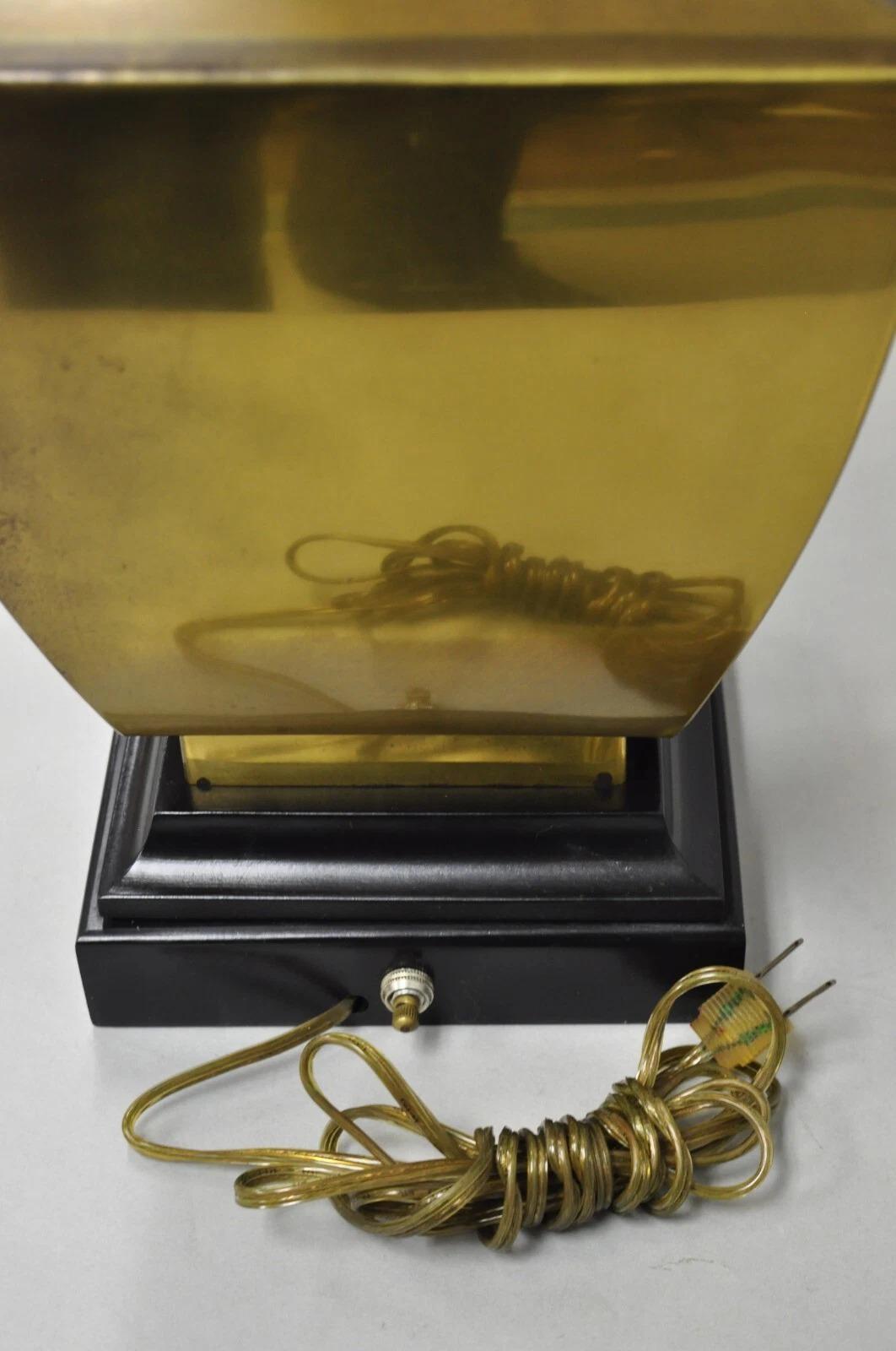 Vintage Chinoiserie Oriental Patinated Brass Jardiniere Table Lamp Attr. Chapman im Angebot 5