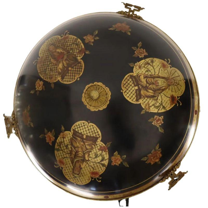 Vintage Chinoiserie Painted Tole and Mirror Pendant In Good Condition For Sale In Locust Valley, NY