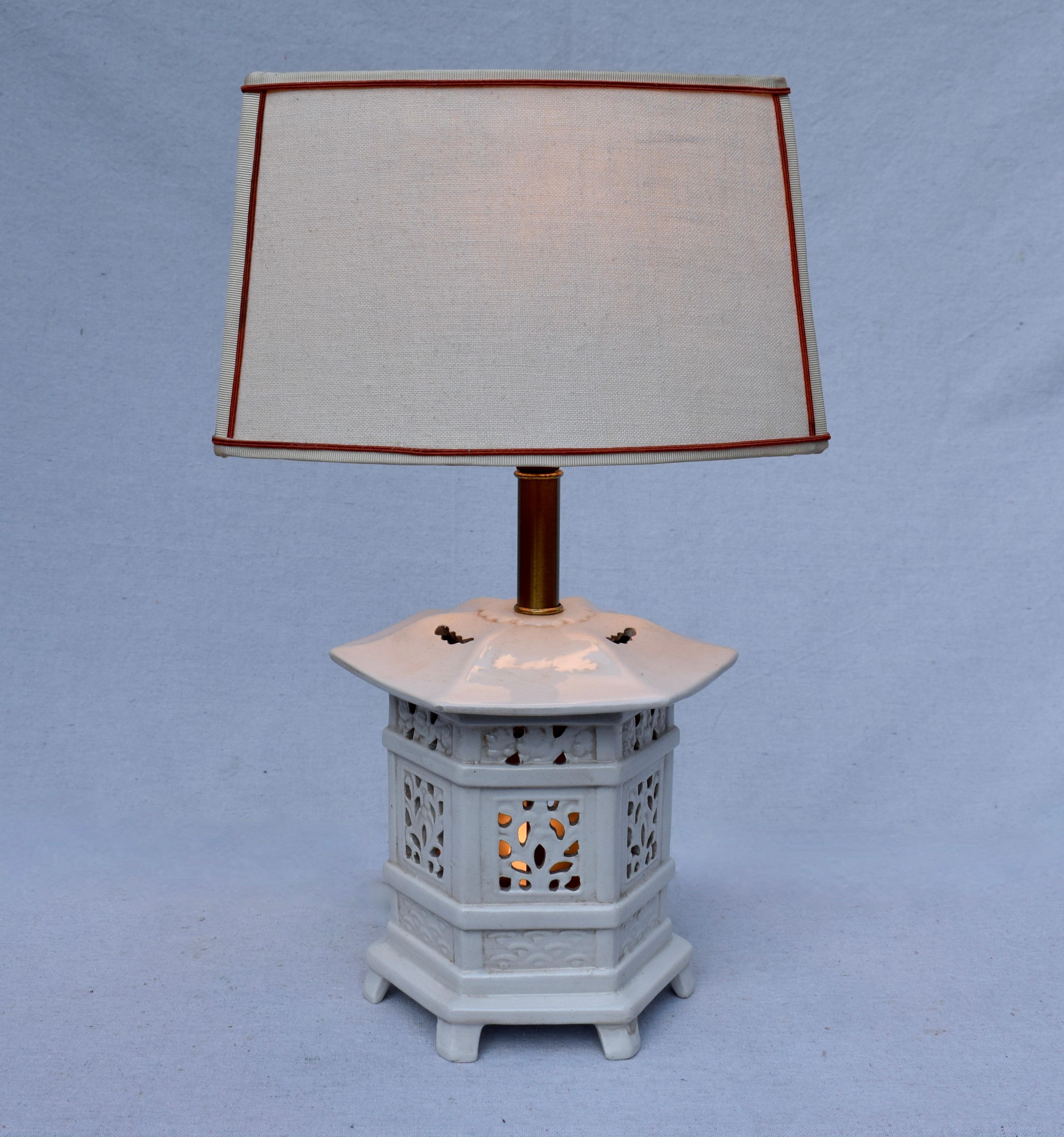 Vintage Chinoiserie Pierced Pagoda Table Lamps, Pair 1