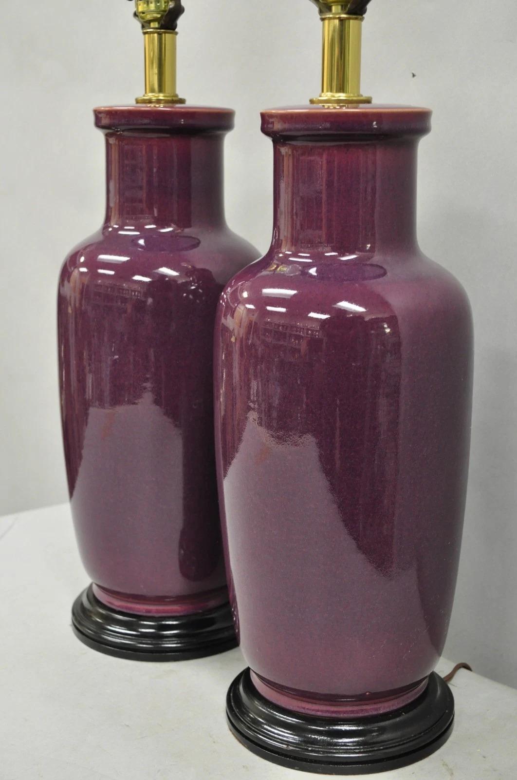 Sconosciuto Lampade da tavolo Jardiniere in ceramica porcellanata vintage Chinoiserie Plum Purple - coppia in vendita