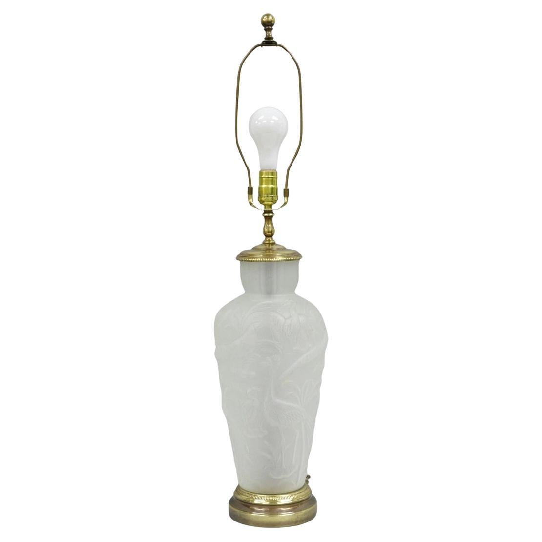 Lámpara de Sobremesa Art Nouveau Vintage Chinoiserie Pájaros Tropicales de Cristal Satinado Levantado