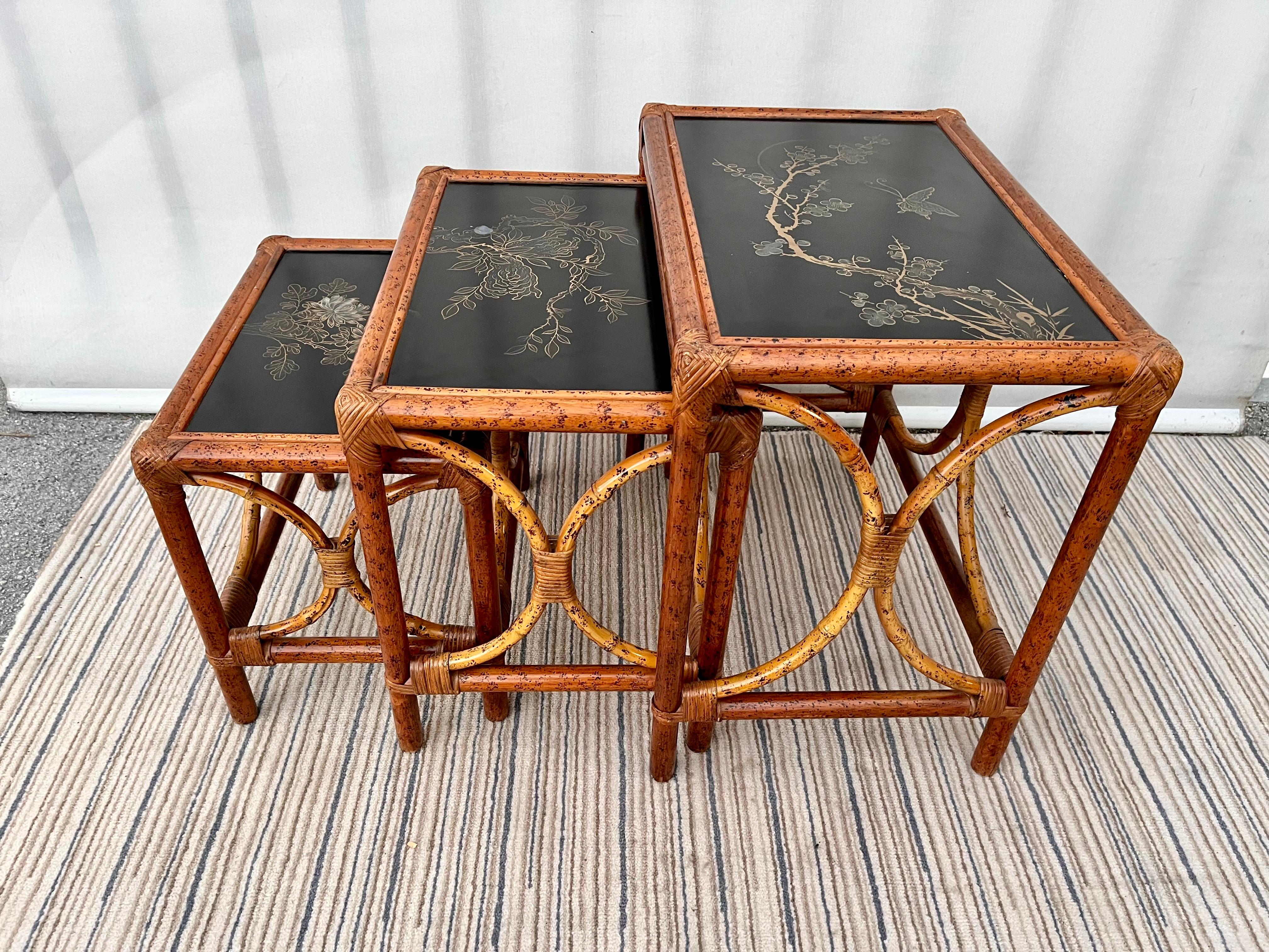 Chinoiserie Vintage chinoiserie Rattan Nesting Tables, circa 1960s  For Sale