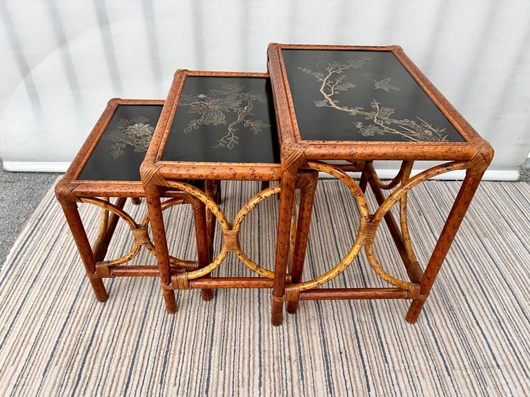 Vintage chinoiserie Rattan Nesting Tables, circa 1960s For Sale at 1stDibs