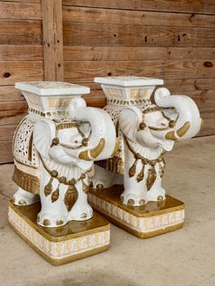 Vintage Chinoiserie Regency glasierte Terrakotta Keramik Elefant Beistelltische