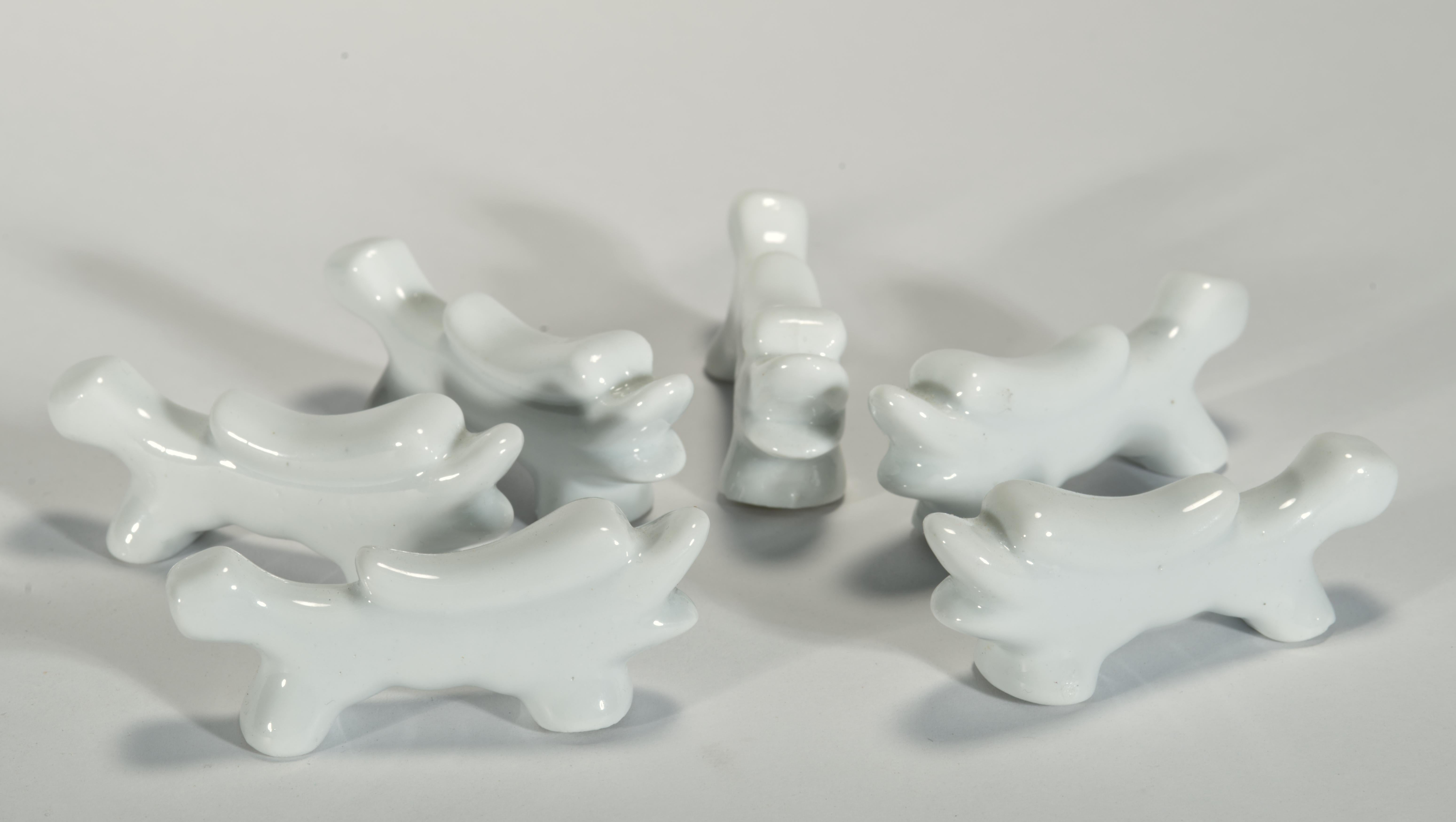Vintage Chinoiserie Set of 6 Porcelain Knife Rests Blanc de Chine For Sale 1