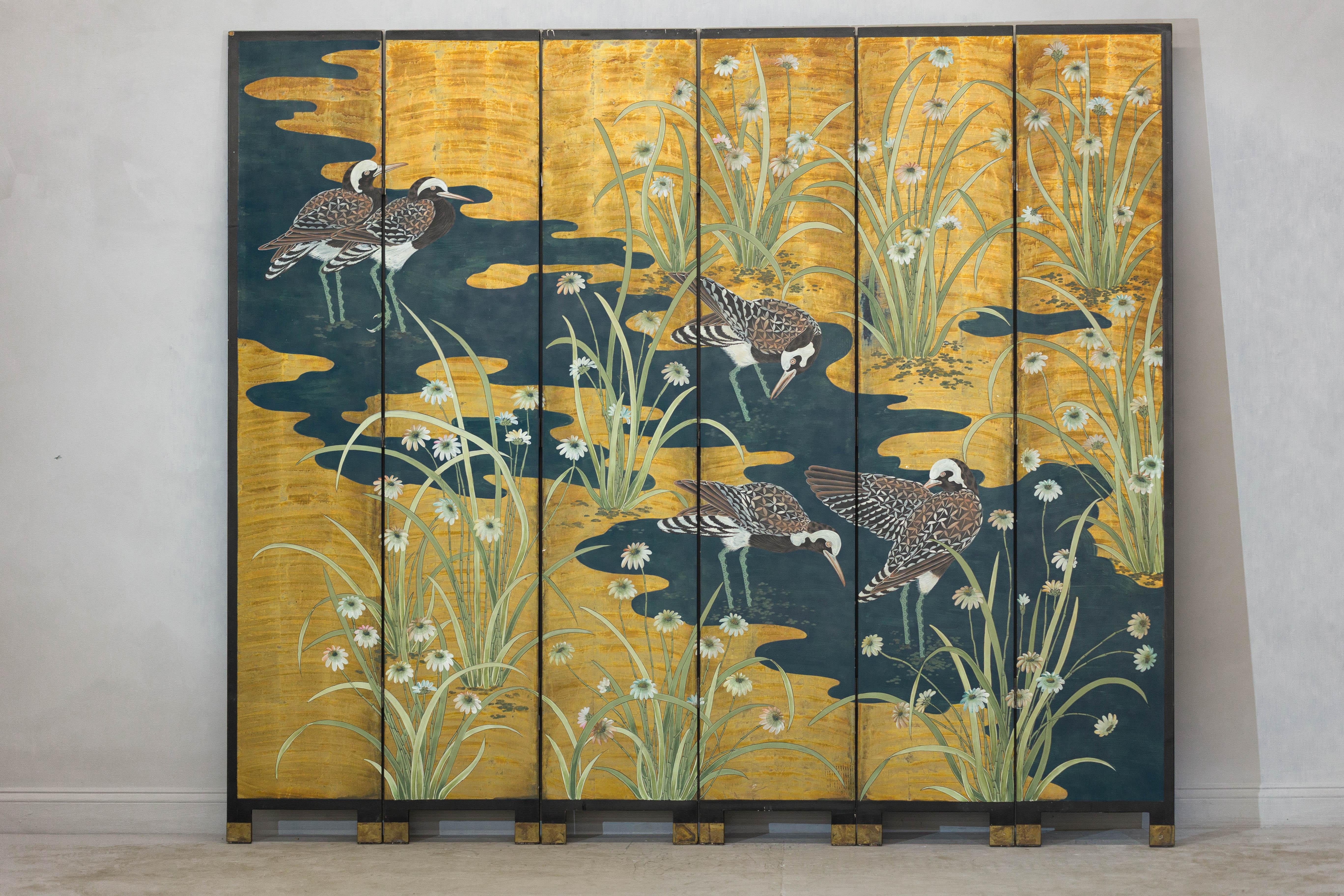 Chinese Vintage Chinoiserie Six-Panel Decorative Screen with Birds and Gilded Landscape For Sale