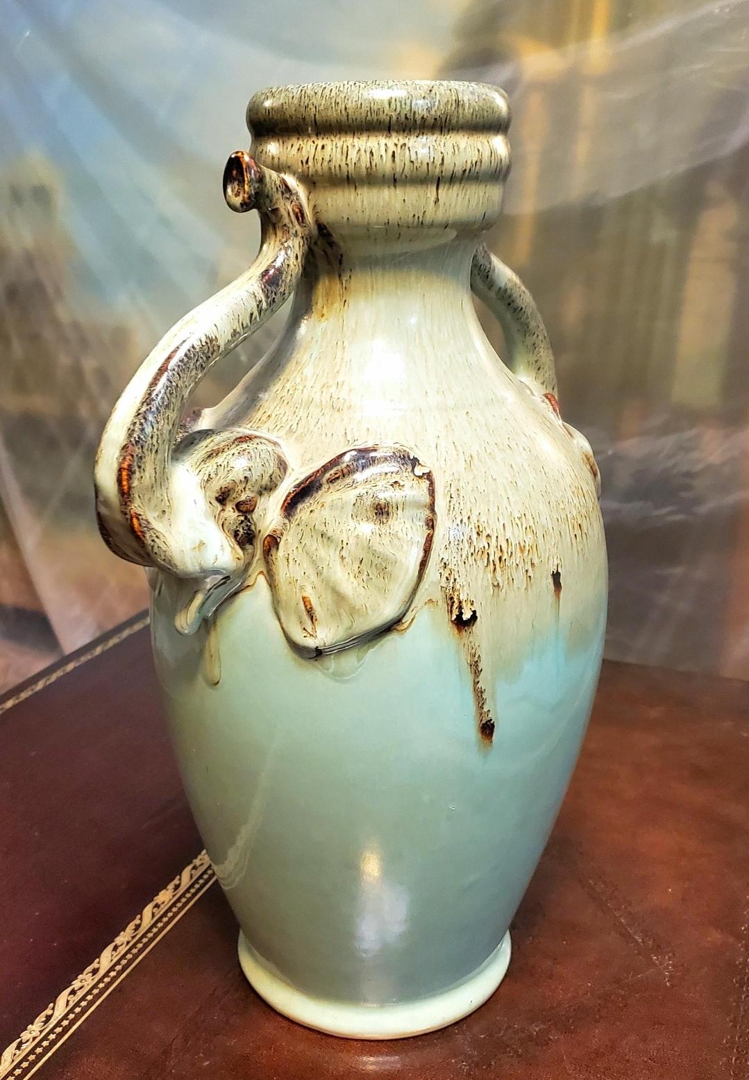 Vintage Chinoiserie-Style Double Elephant Amphora Drip Vase For Sale 2